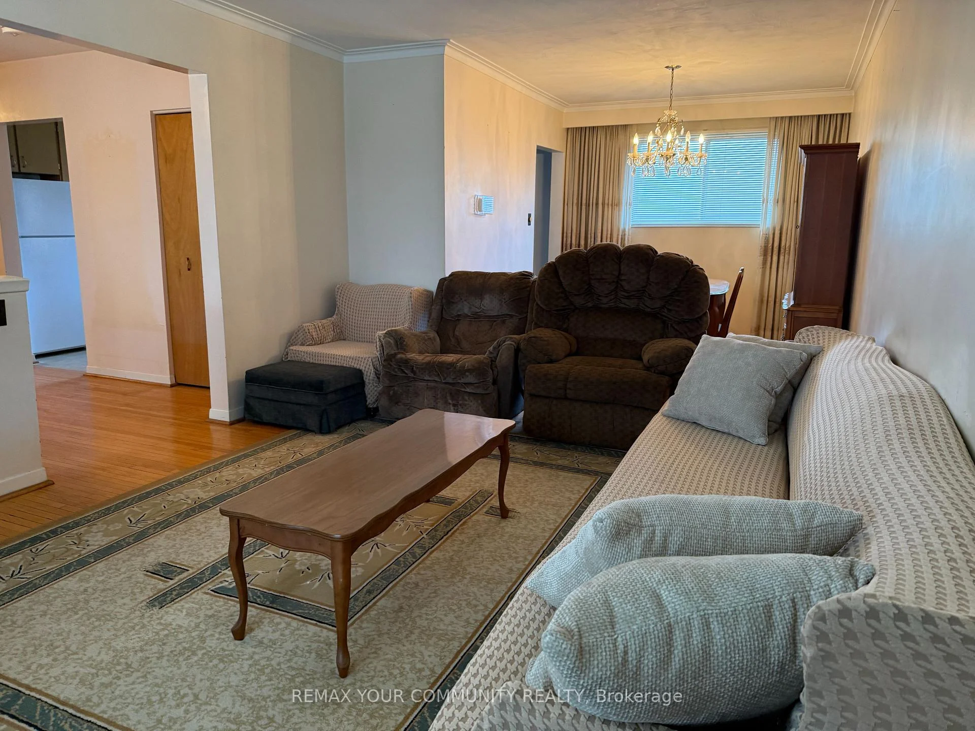 Photo 26 of Unit UPPER, 300 Driftwood Avenue, North York, Black Creek — HOMEH