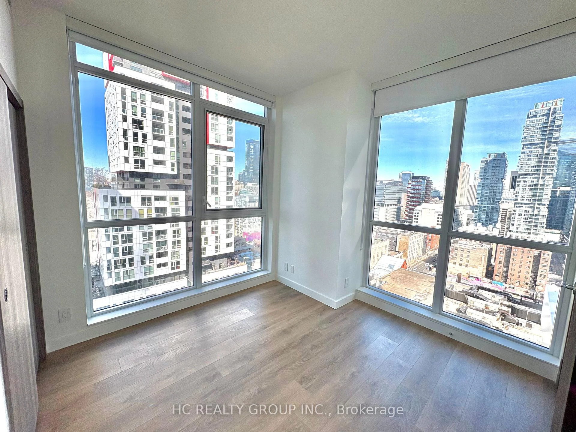 Photo 7 of Unit 2301, 38 Widmer Street, Toronto, Waterfront Communities — HOMEH