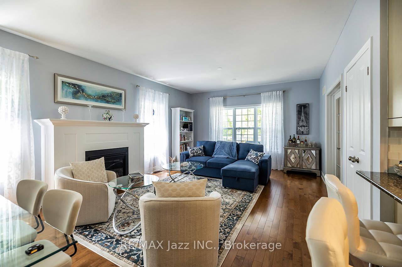 Photo 5 of 808 Hudson Street, Cobourg — HOMEH