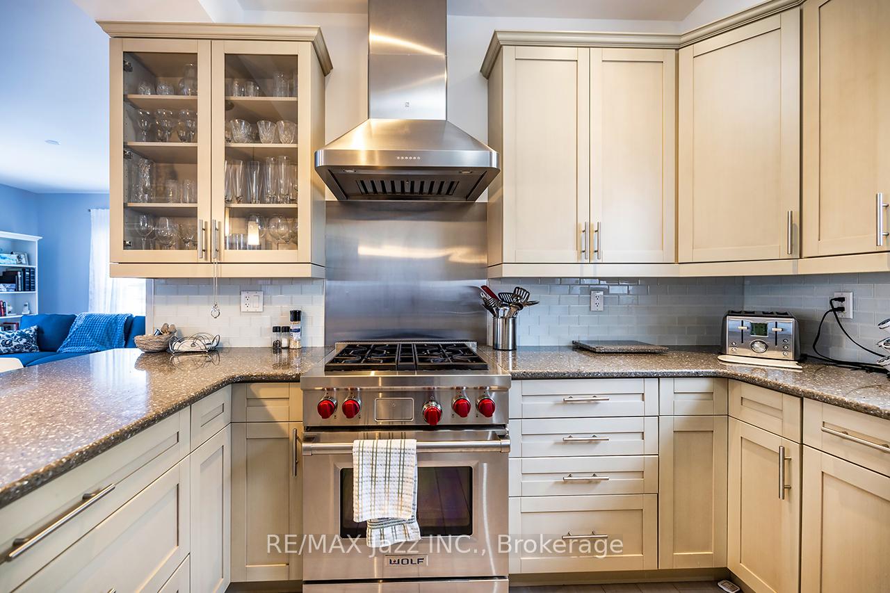 Photo 10 of 808 Hudson Street, Cobourg — HOMEH