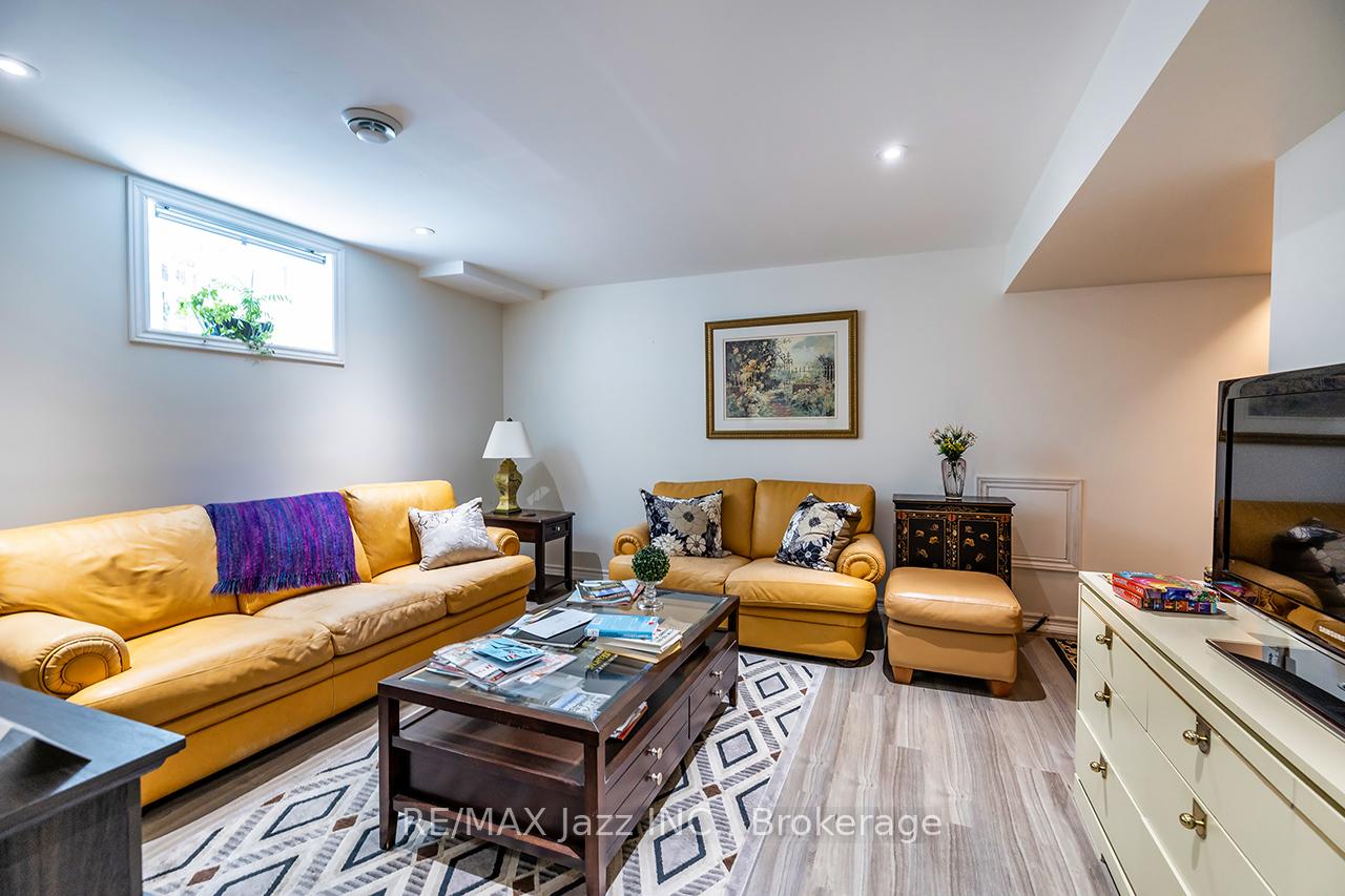 Photo 24 of 808 Hudson Street, Cobourg — HOMEH