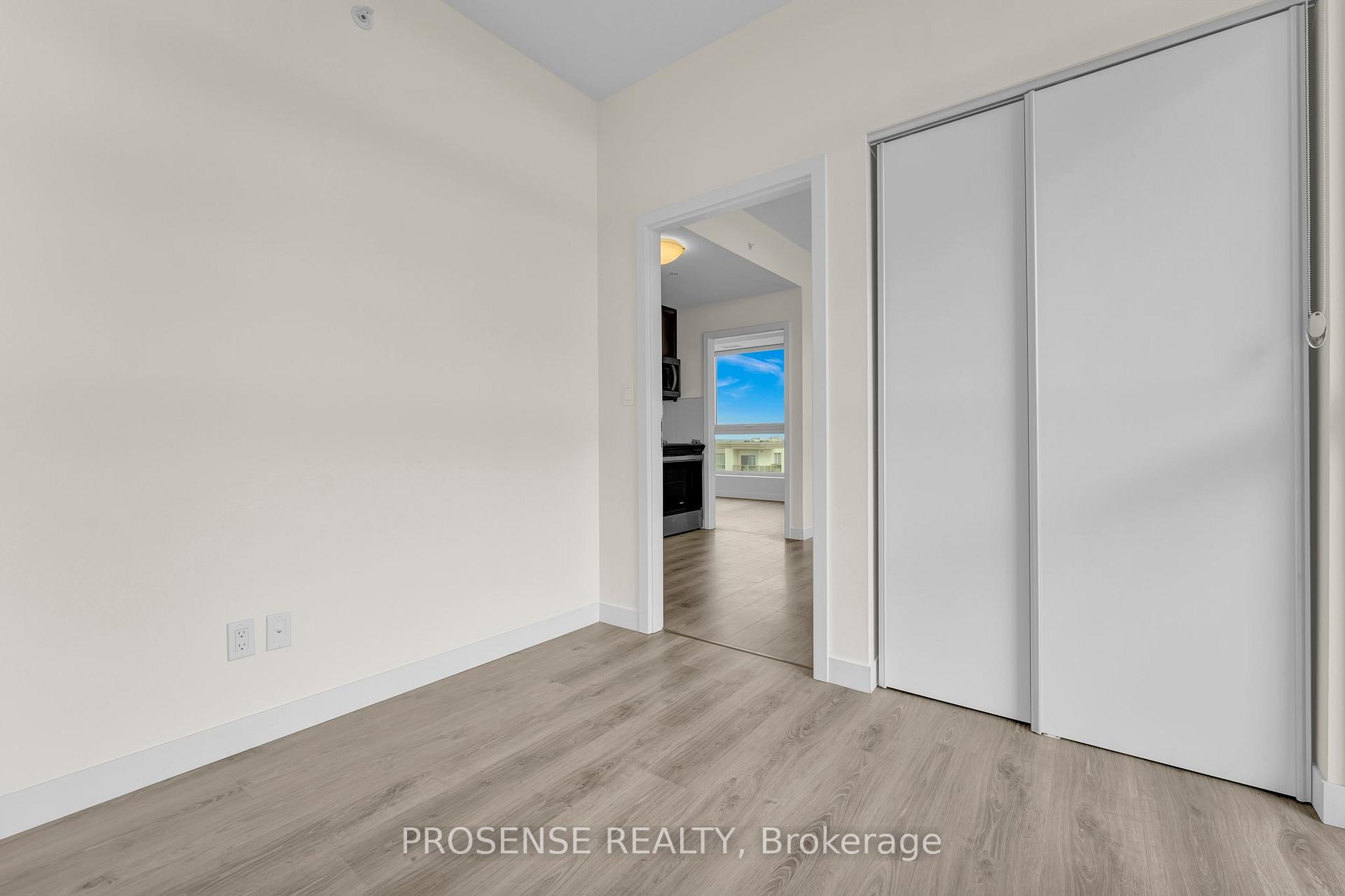 Photo 15 of Unit 1802, 60 Frederick Street, Kitchener, Civic Centre — HOMEH