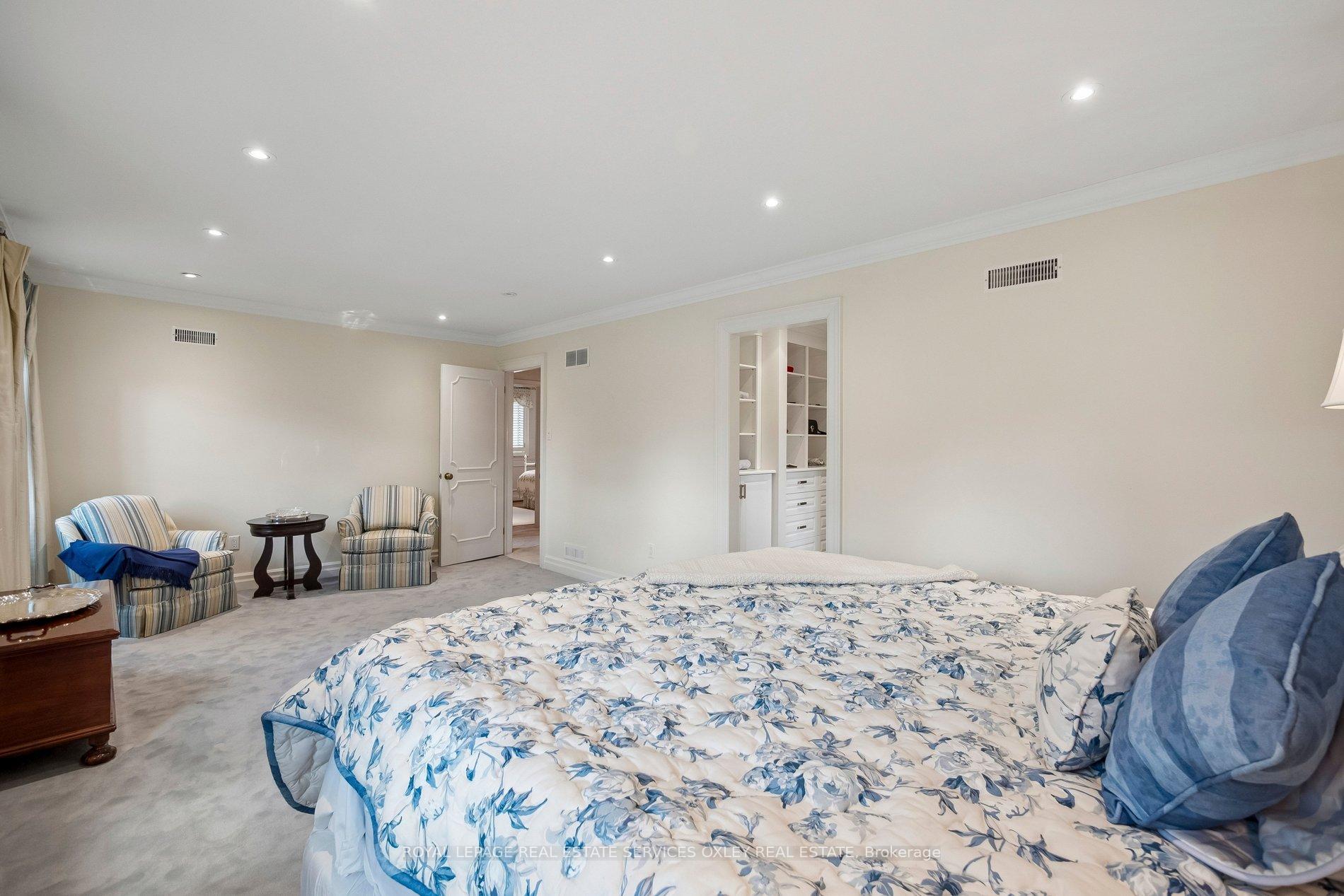 Photo 26 of 18 Swansdown Drive, North York, St. Andrew-Windfields — HOMEH