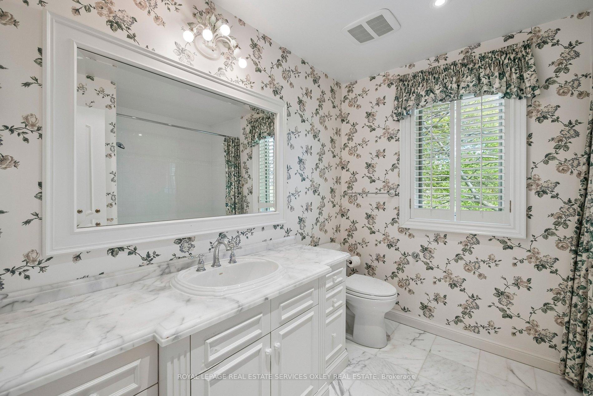 Photo 31 of 18 Swansdown Drive, North York, St. Andrew-Windfields — HOMEH
