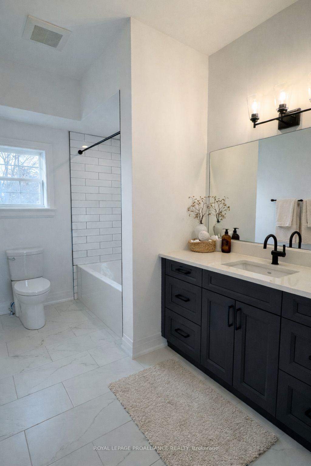 Photo 18 of 4836 45 Highway, Hamilton Township, Baltimore — HOMEH