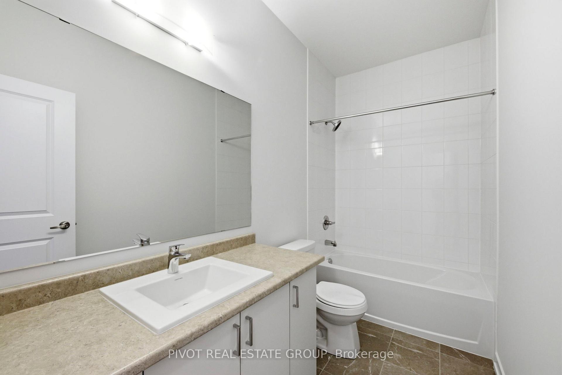 Photo 25 of 24 Pluto Way, Whitby, Brooklin — HOMEH