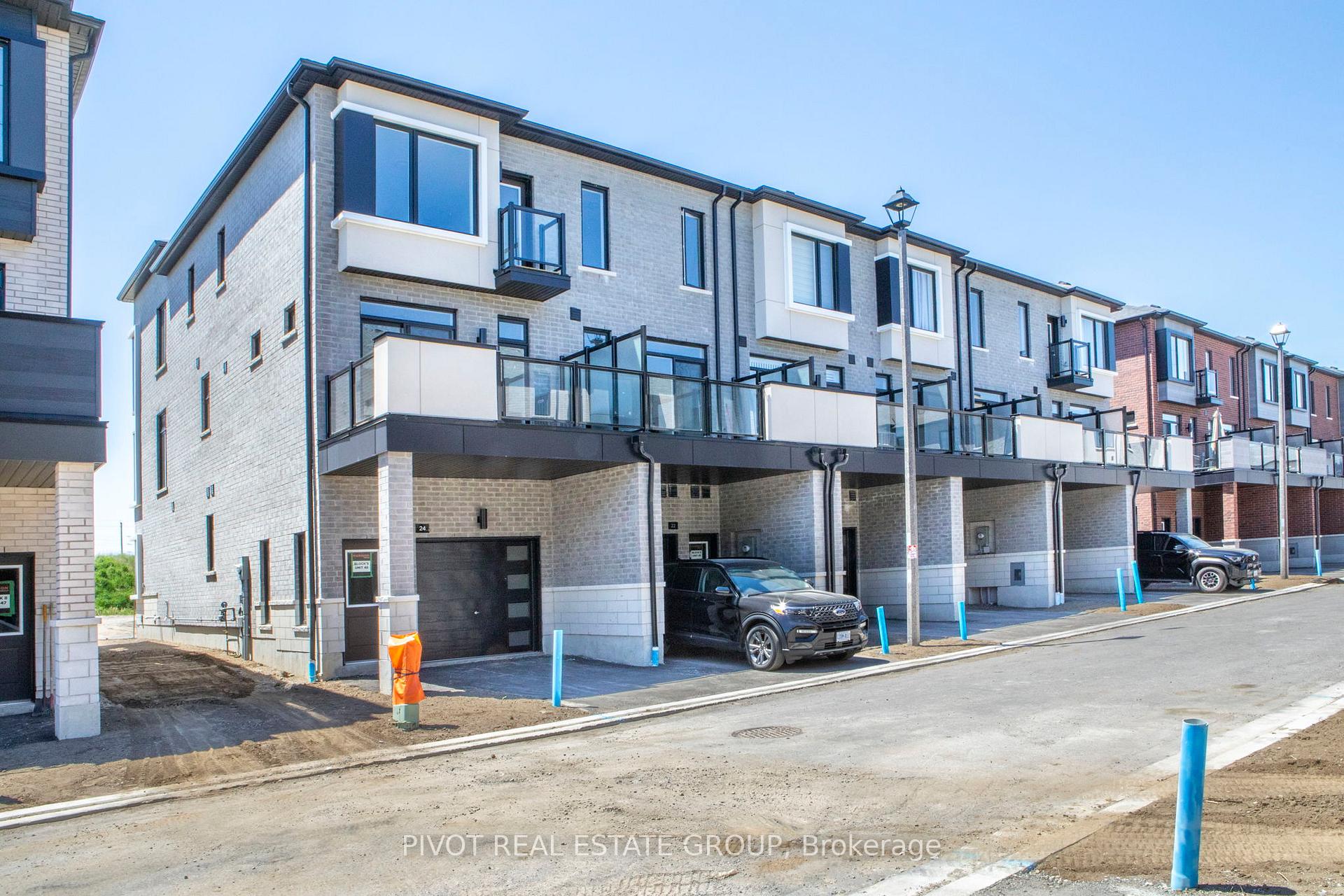 Photo 36 of 24 Pluto Way, Whitby, Brooklin — HOMEH