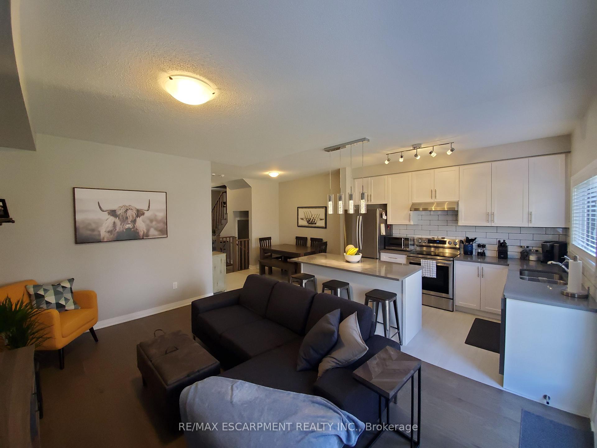 Photo 4 of 4218 Cherry Heights, Lincoln, Beamsville — HOMEH