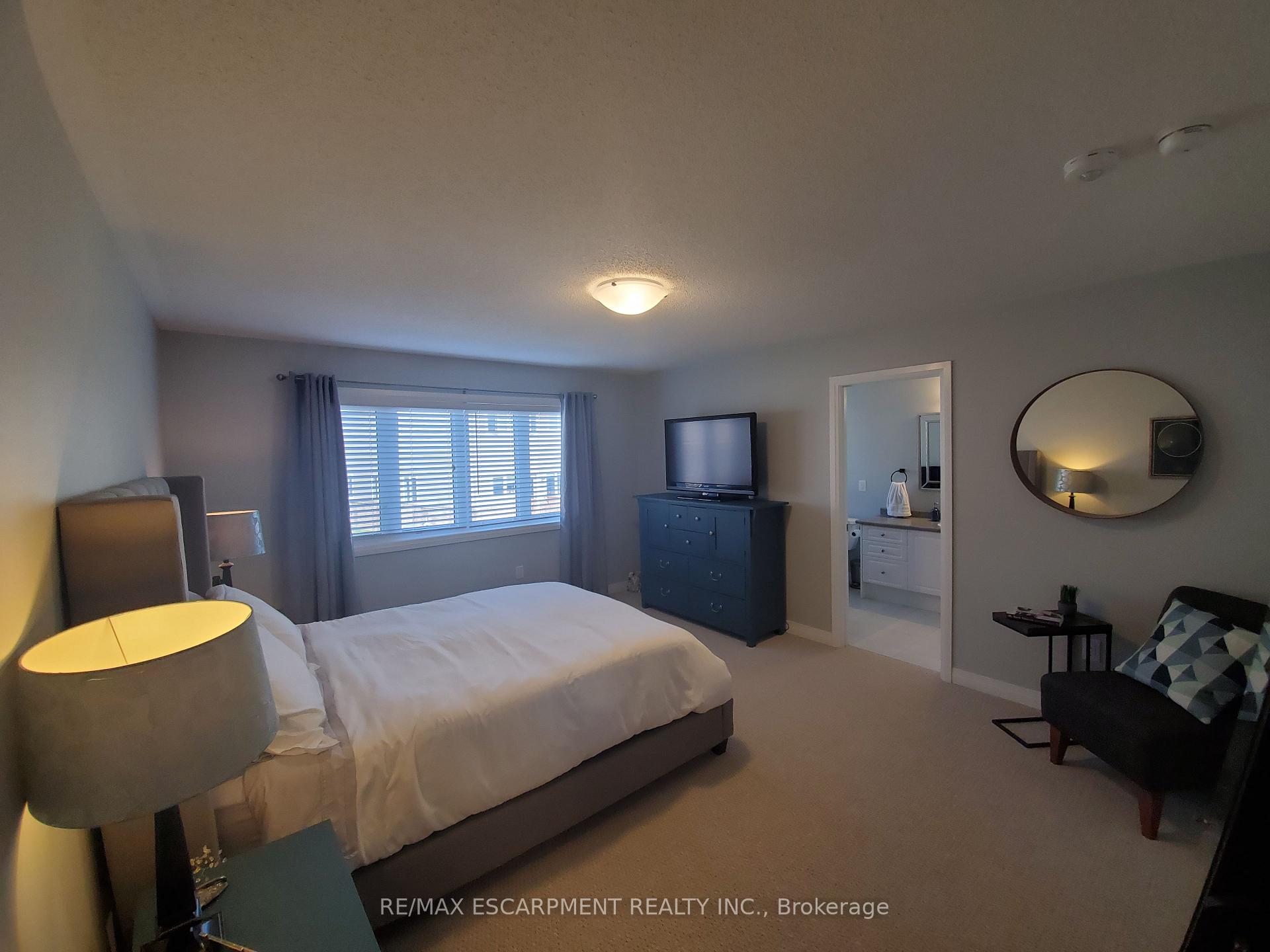 Photo 8 of 4218 Cherry Heights, Lincoln, Beamsville — HOMEH
