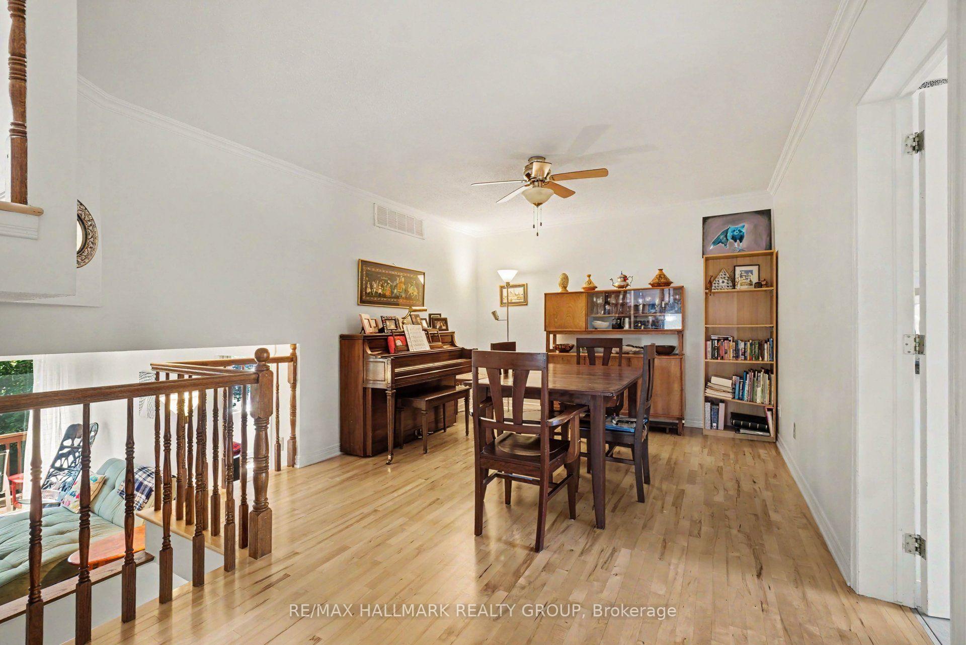 Photo 10 of 48 Dunbarton Court, Ottawa, Cardinal Glen — HOMEH