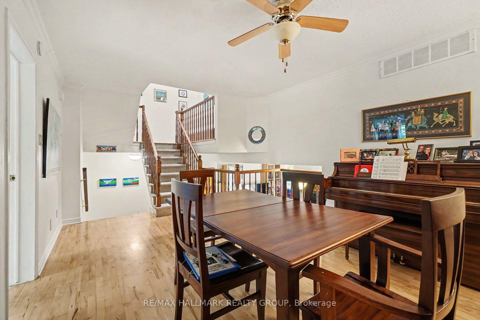 Photo 11 of 48 Dunbarton Court, Ottawa, Cardinal Glen — HOMEH