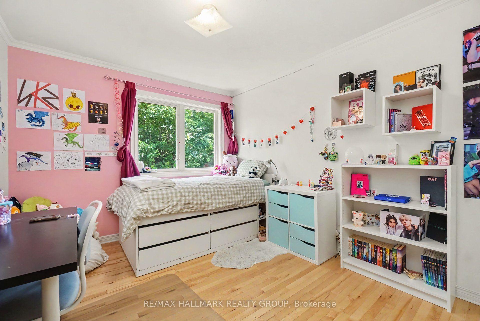 Photo 23 of 48 Dunbarton Court, Ottawa, Cardinal Glen — HOMEH