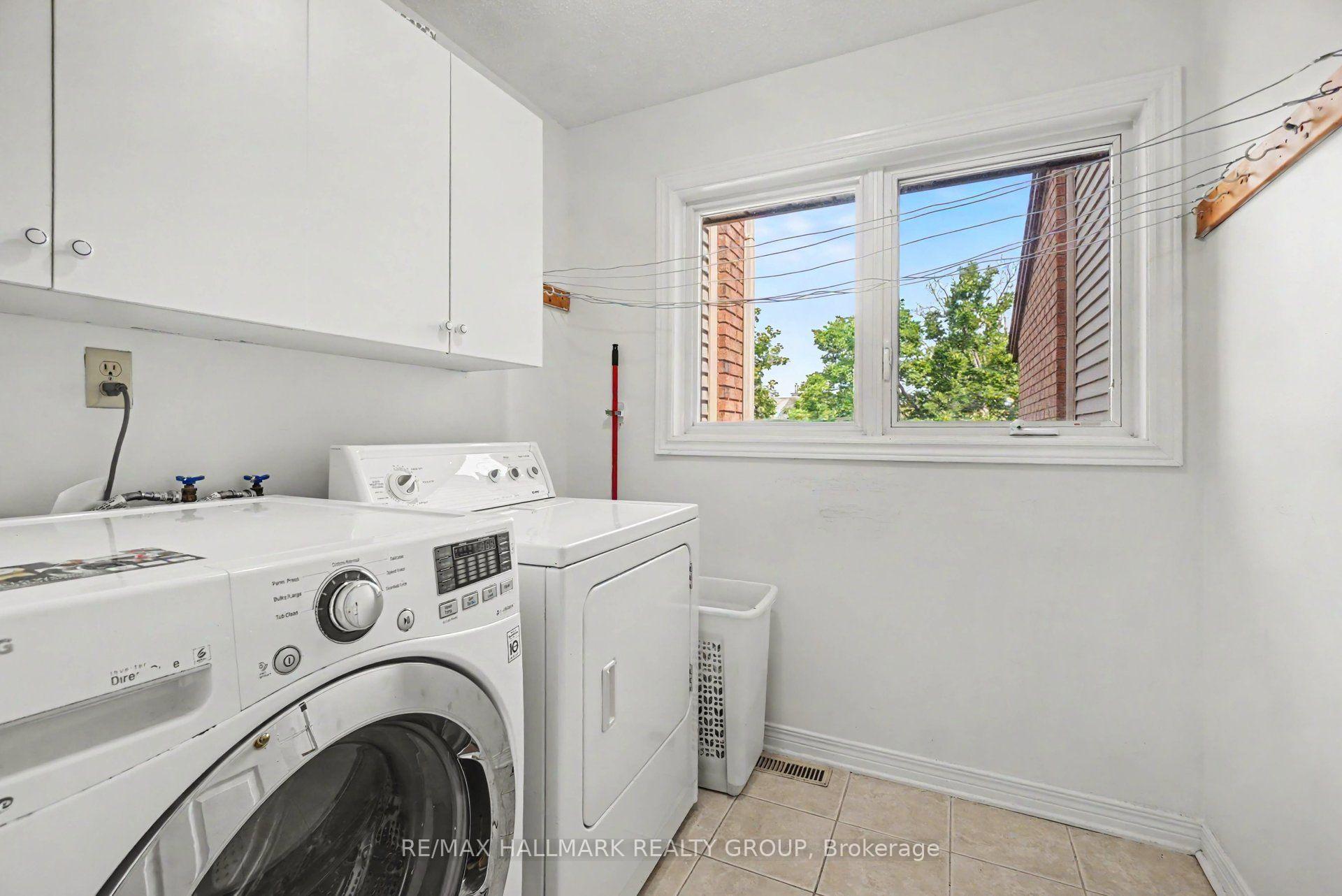 Photo 26 of 48 Dunbarton Court, Ottawa, Cardinal Glen — HOMEH