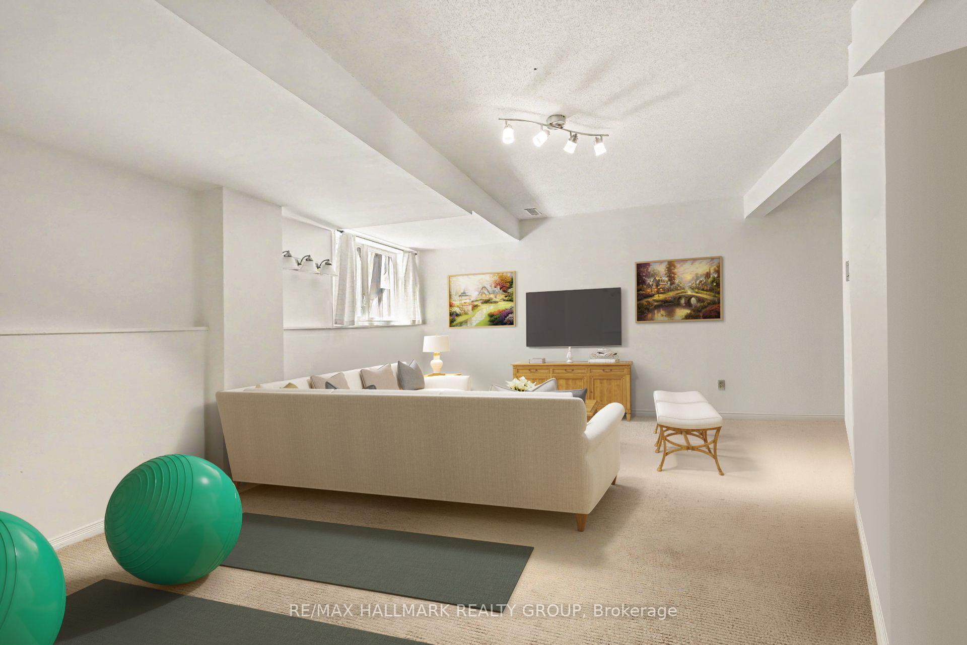 Photo 27 of 48 Dunbarton Court, Ottawa, Cardinal Glen — HOMEH