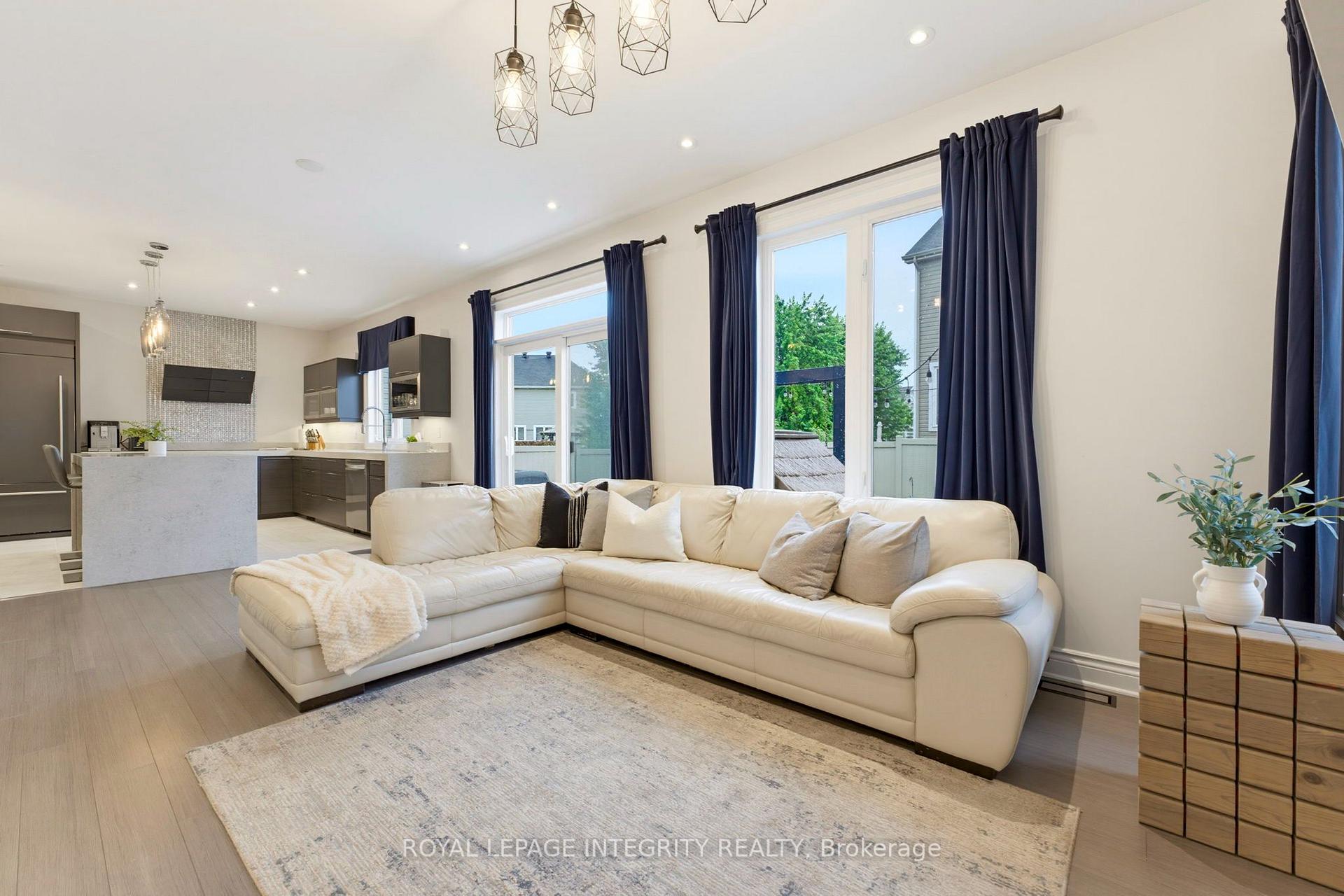 Photo 19 of 319 Bobolink Ridge, Ottawa, Kanata - Emerald Meadows/Trailwest — HOMEH