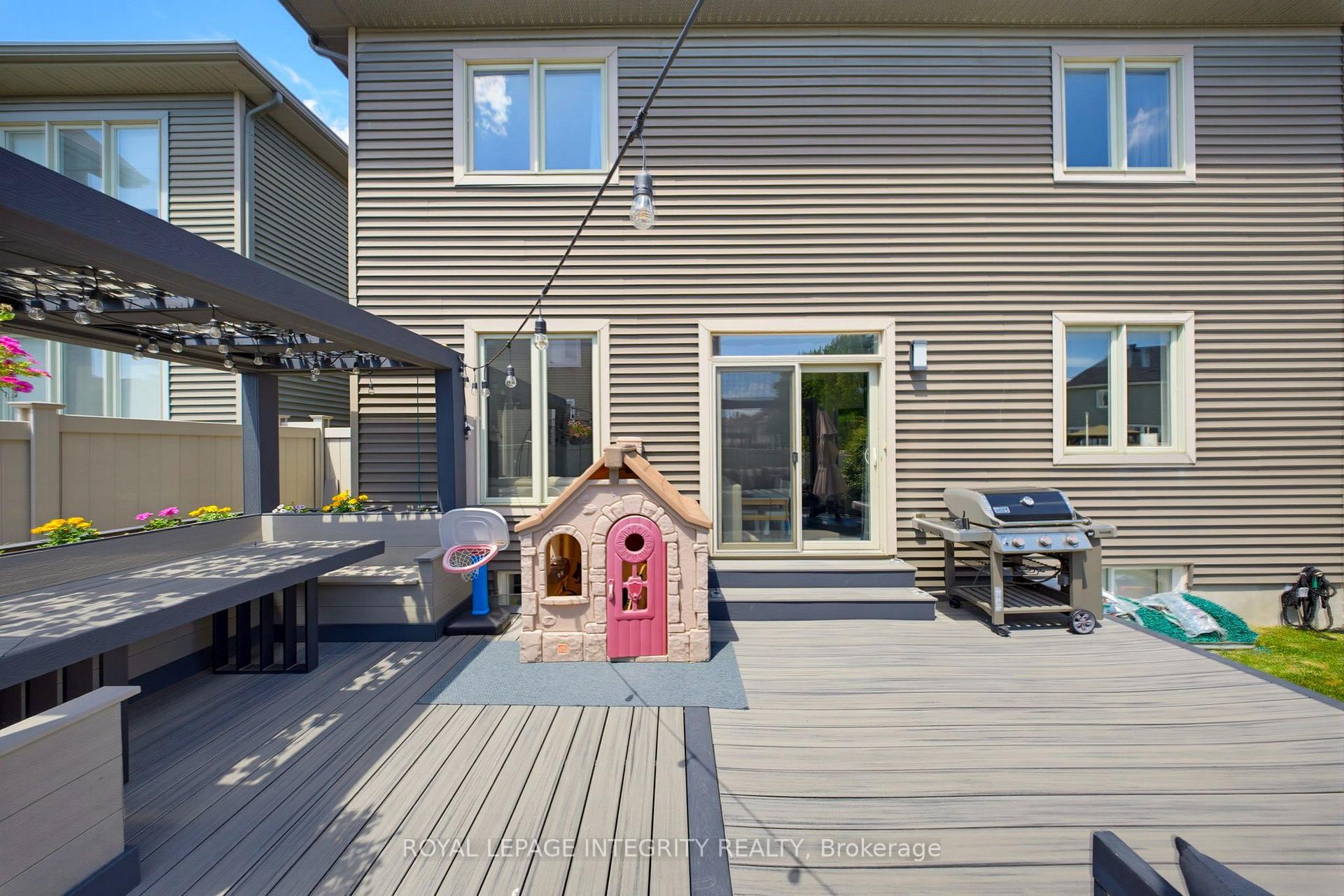 Photo 45 of 319 Bobolink Ridge, Ottawa, Kanata - Emerald Meadows/Trailwest — HOMEH