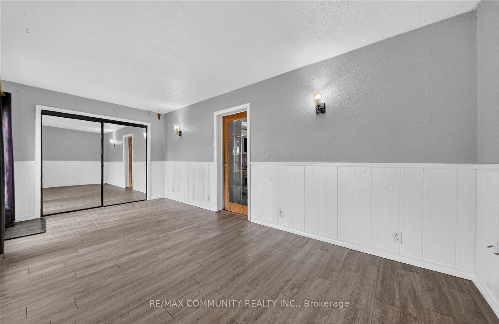 Photo 24 of 114 Pilkington Street E, Thorold, Allanburg/Thorold South — HOMEH