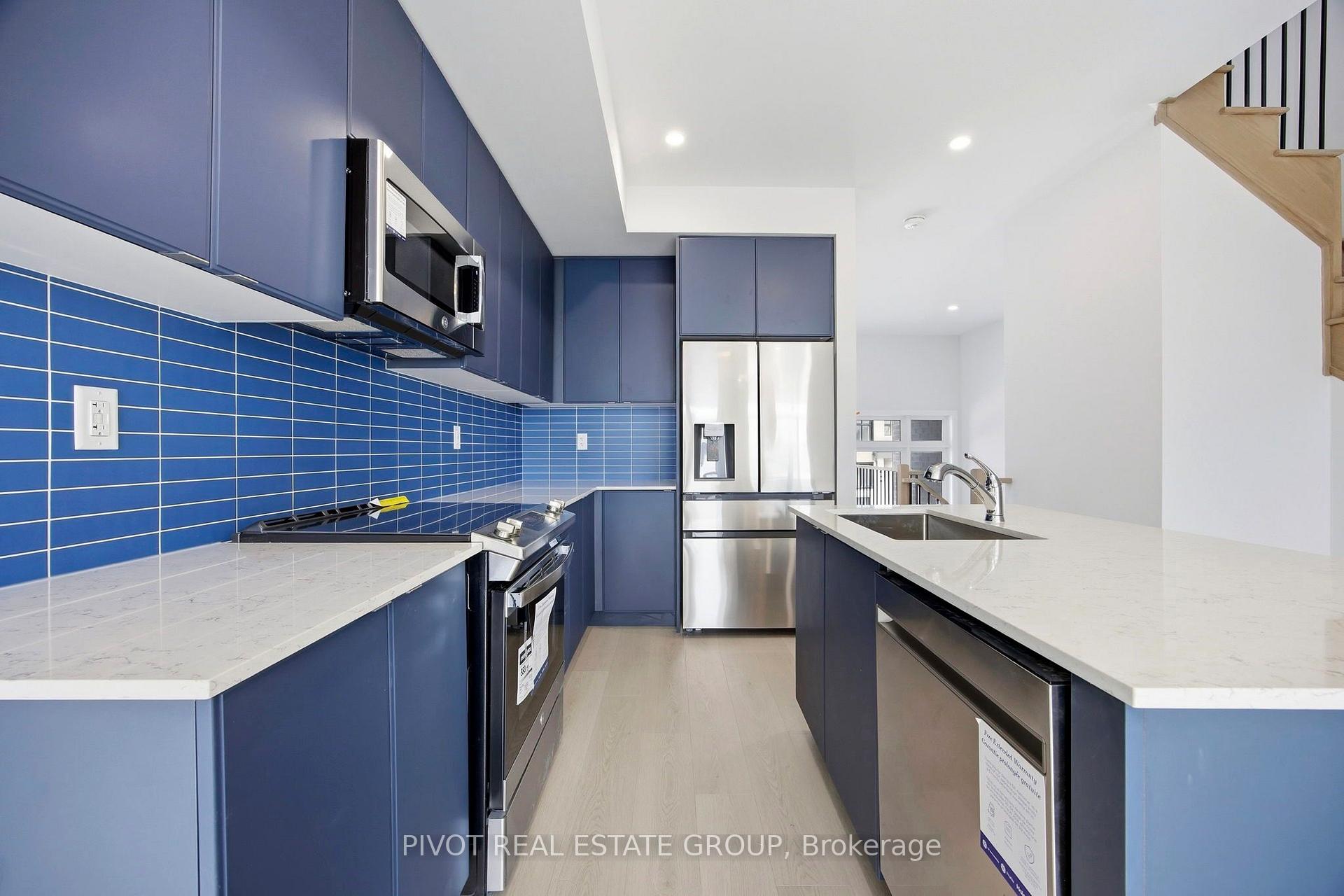 Photo 9 of 44 Observatory Way, Whitby, Brooklin — HOMEH