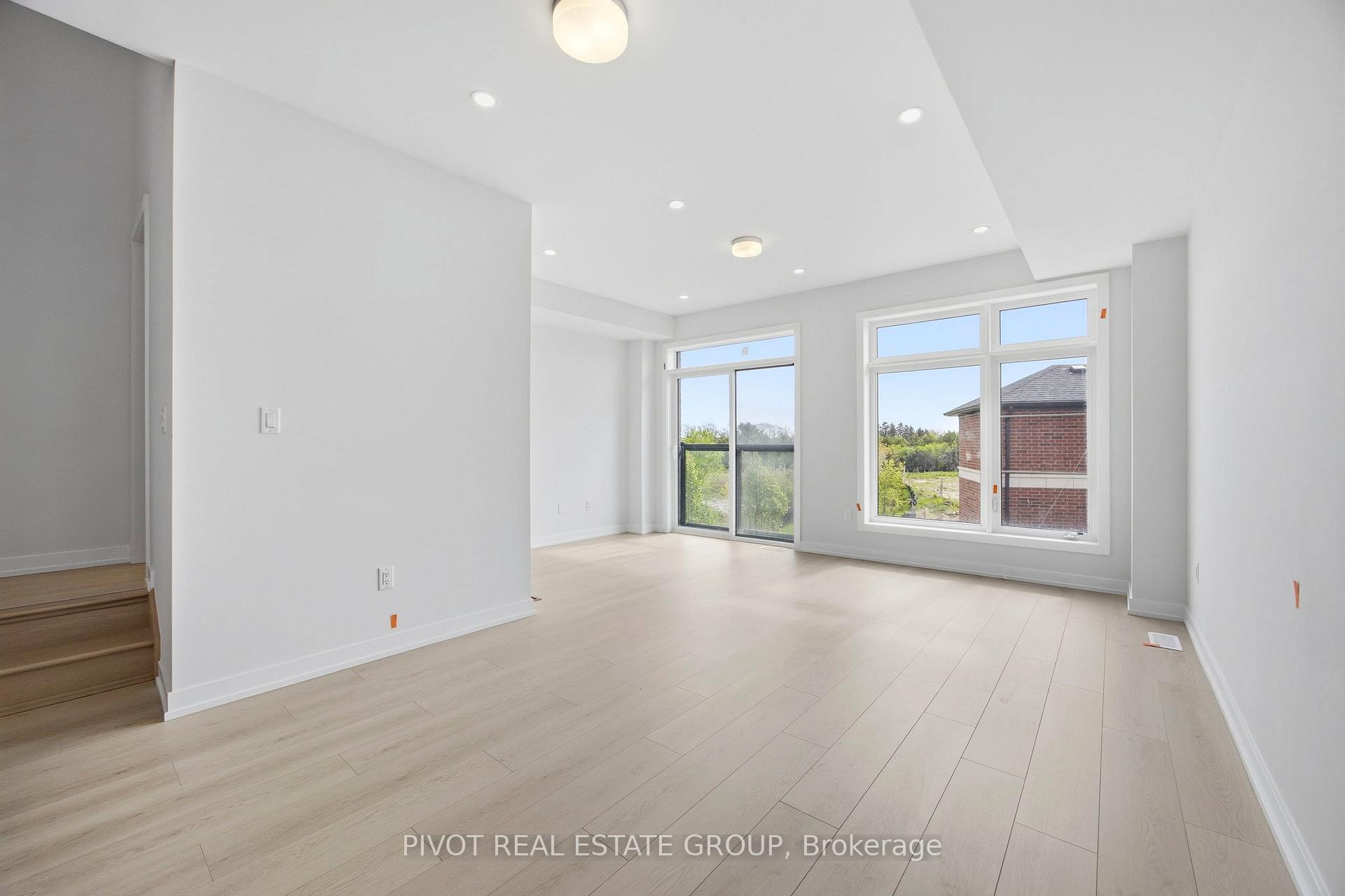 Photo 11 of 44 Observatory Way, Whitby, Brooklin — HOMEH