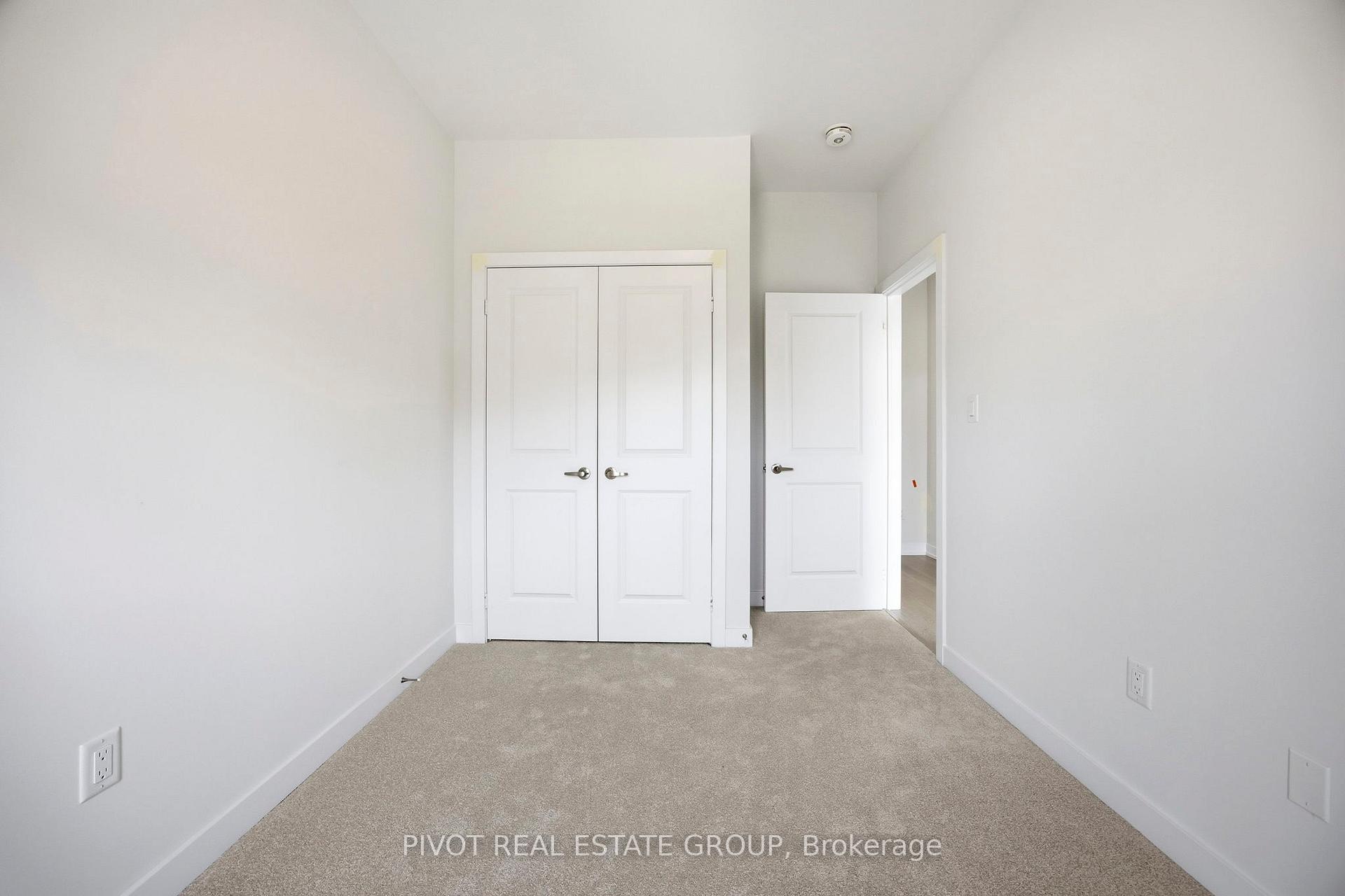 Photo 24 of 44 Observatory Way, Whitby, Brooklin — HOMEH