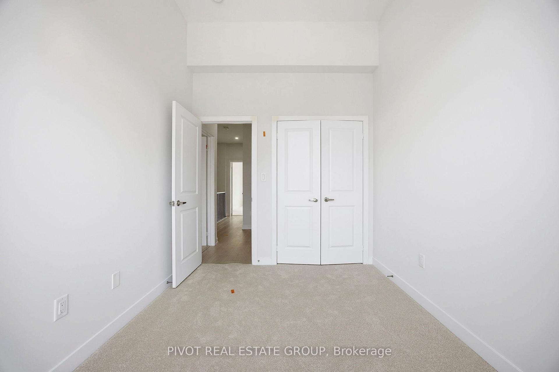 Photo 26 of 44 Observatory Way, Whitby, Brooklin — HOMEH