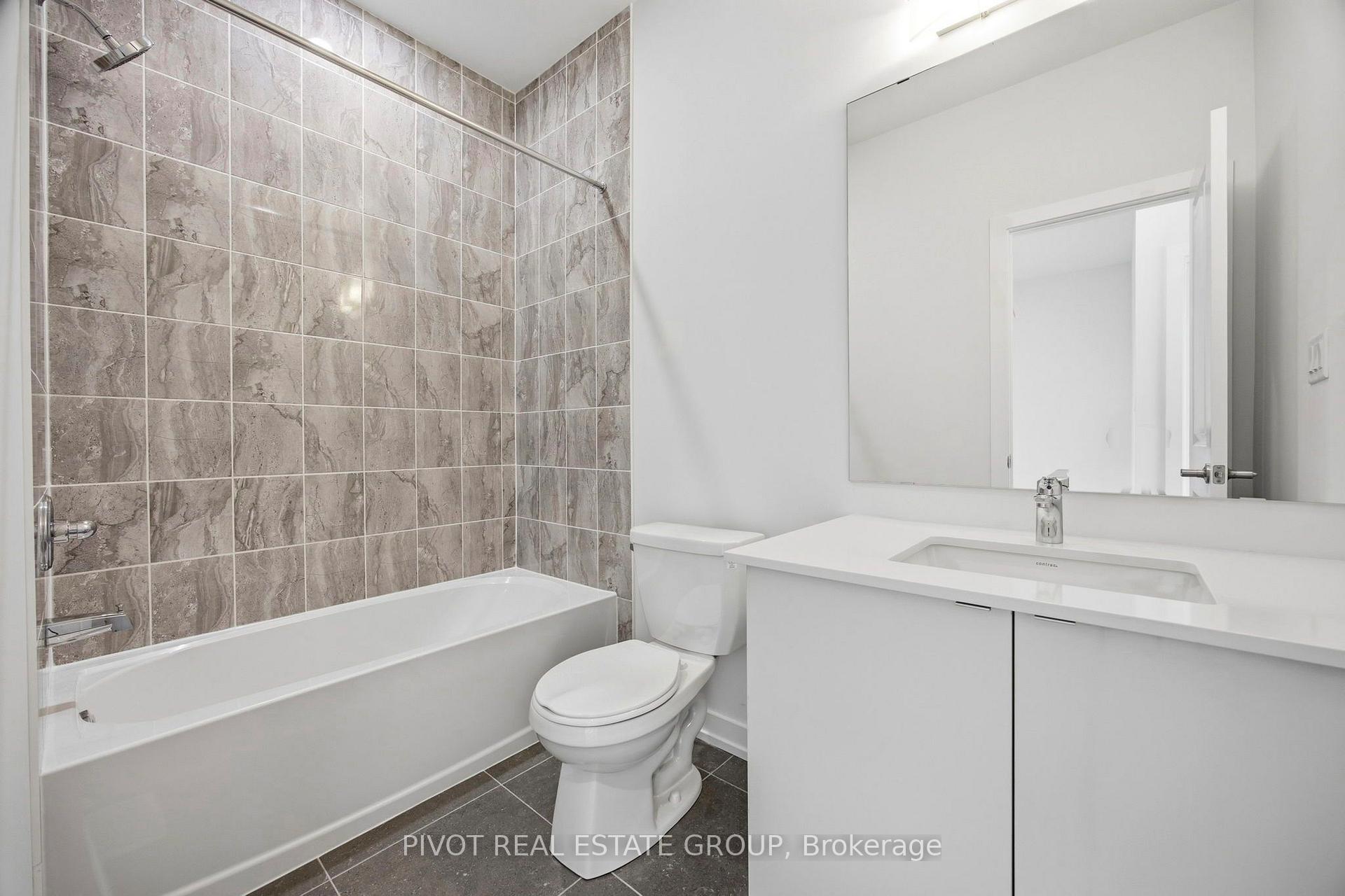 Photo 32 of 44 Observatory Way, Whitby, Brooklin — HOMEH