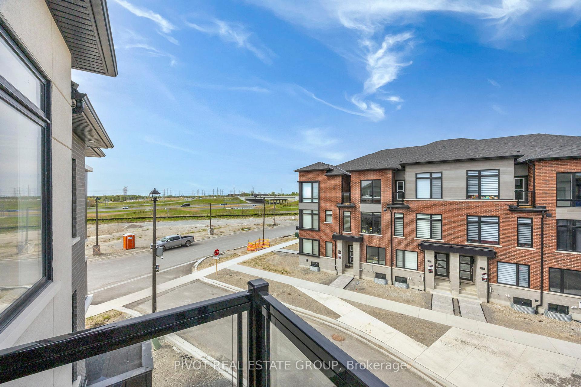 Photo 36 of 44 Observatory Way, Whitby, Brooklin — HOMEH