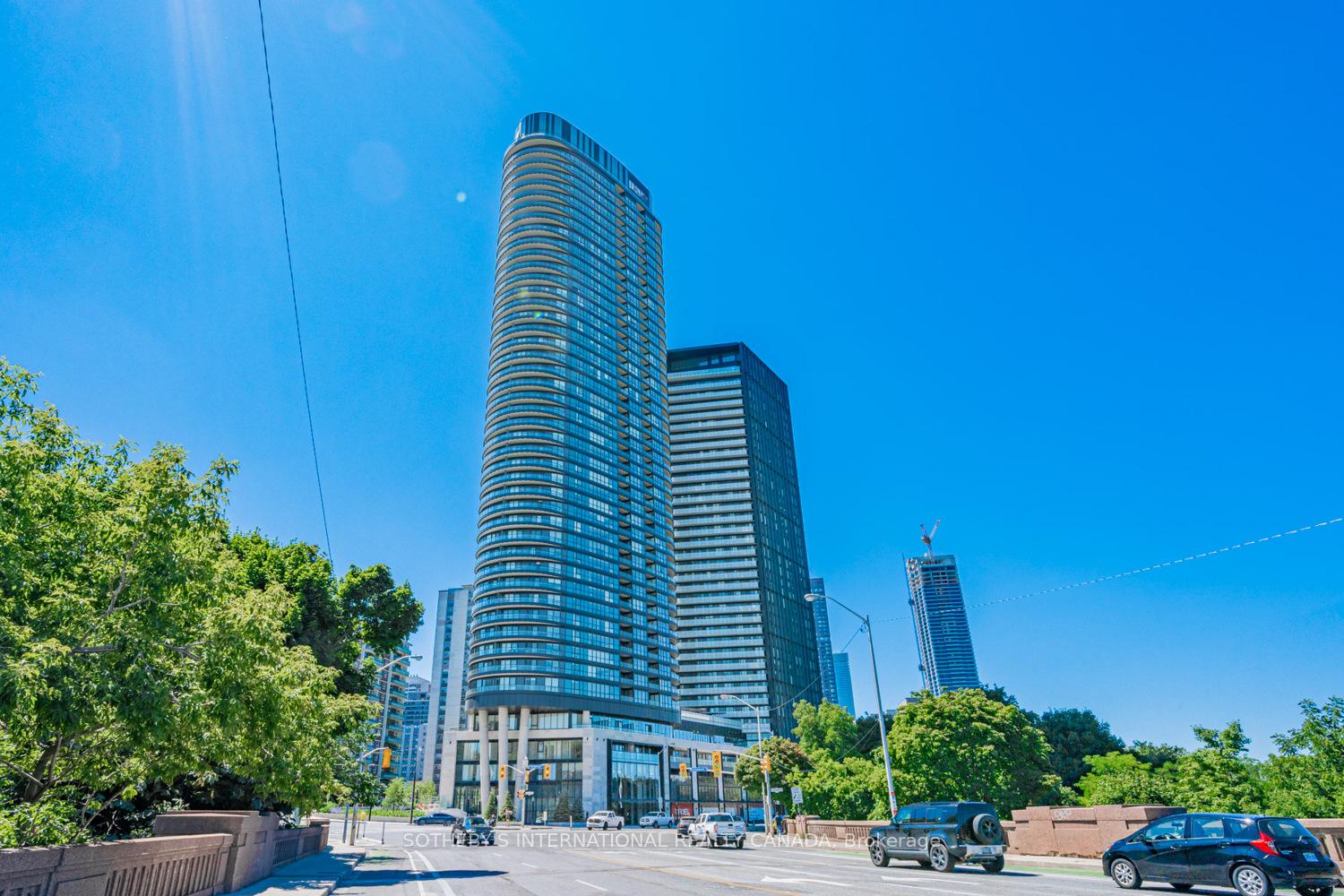 Photo 2 of Unit 2124, 585 Bloor Street E, Toronto, North St. James Town — HOMEH