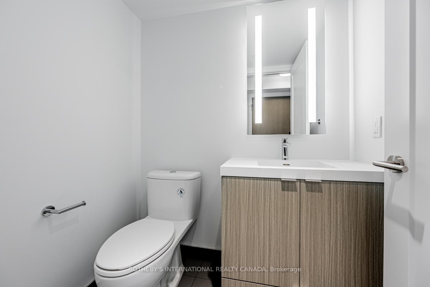 Photo 20 of Unit 2124, 585 Bloor Street E, Toronto, North St. James Town — HOMEH