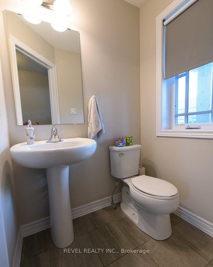 Photo 12 of 23 Archer Avenue, Collingwood — HOMEH