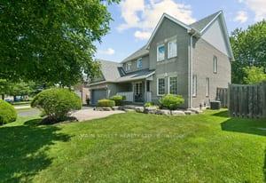 Photo 1 of 33 Highcastle Avenue, Georgina, Keswick North — HOMEH