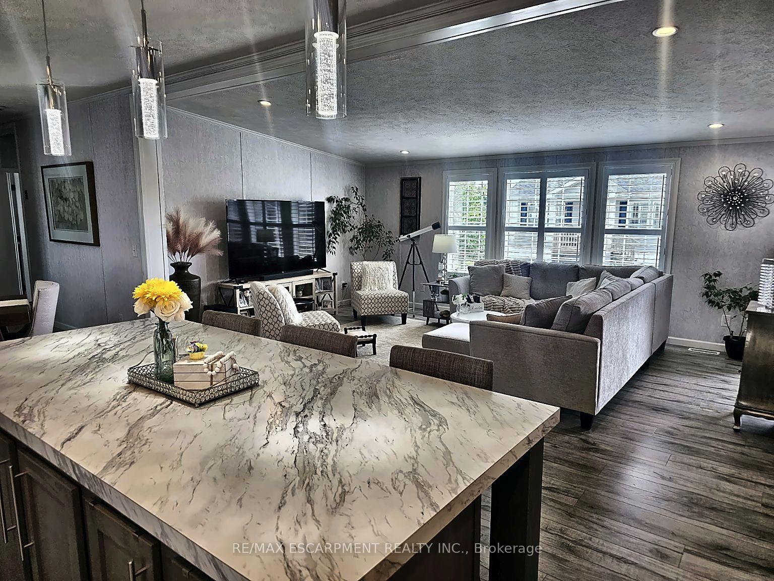 Photo 39 of 13 Hickory Hollow, Haldimand, Nanticoke — HOMEH