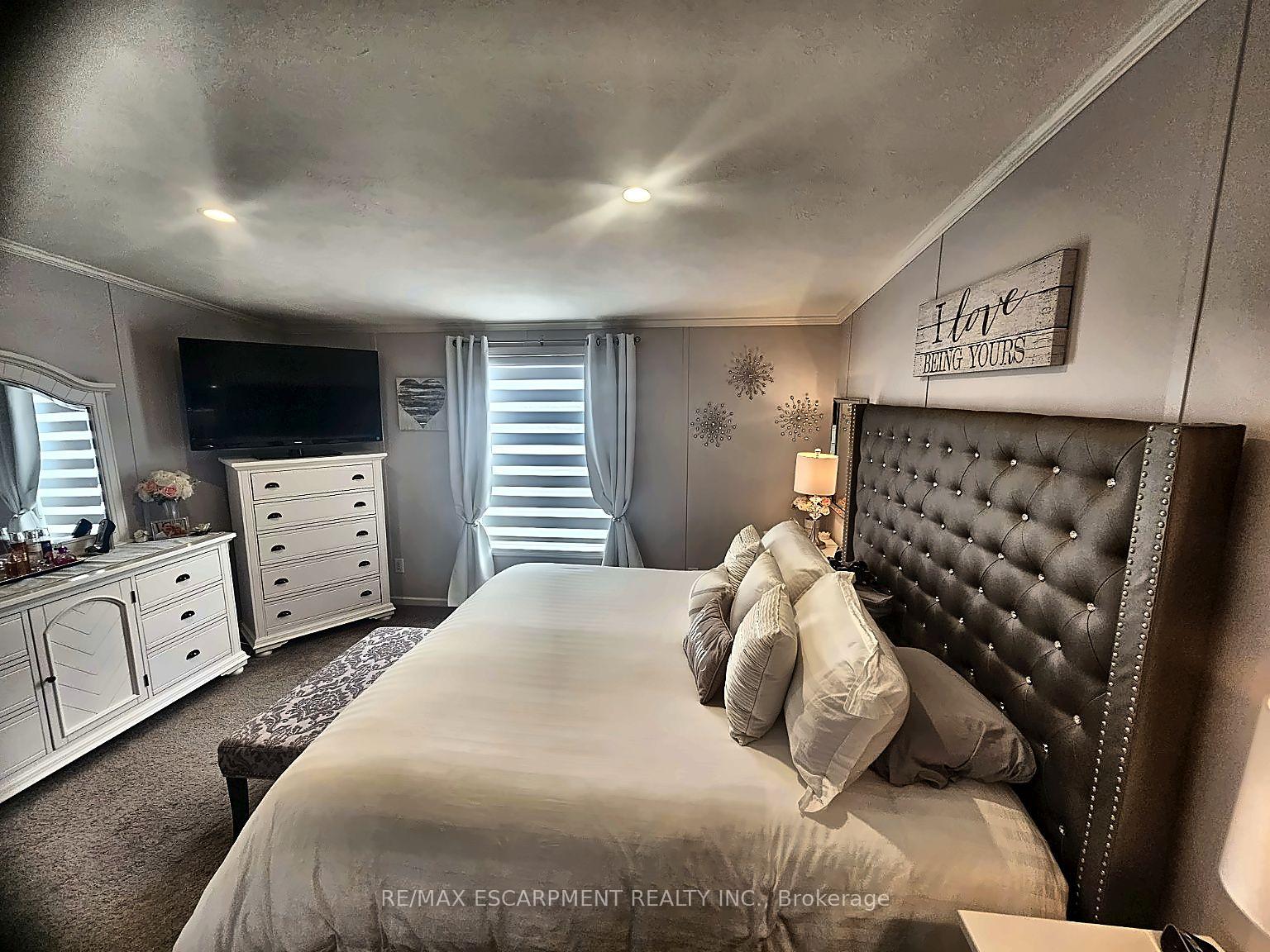 Photo 41 of 13 Hickory Hollow, Haldimand, Nanticoke — HOMEH