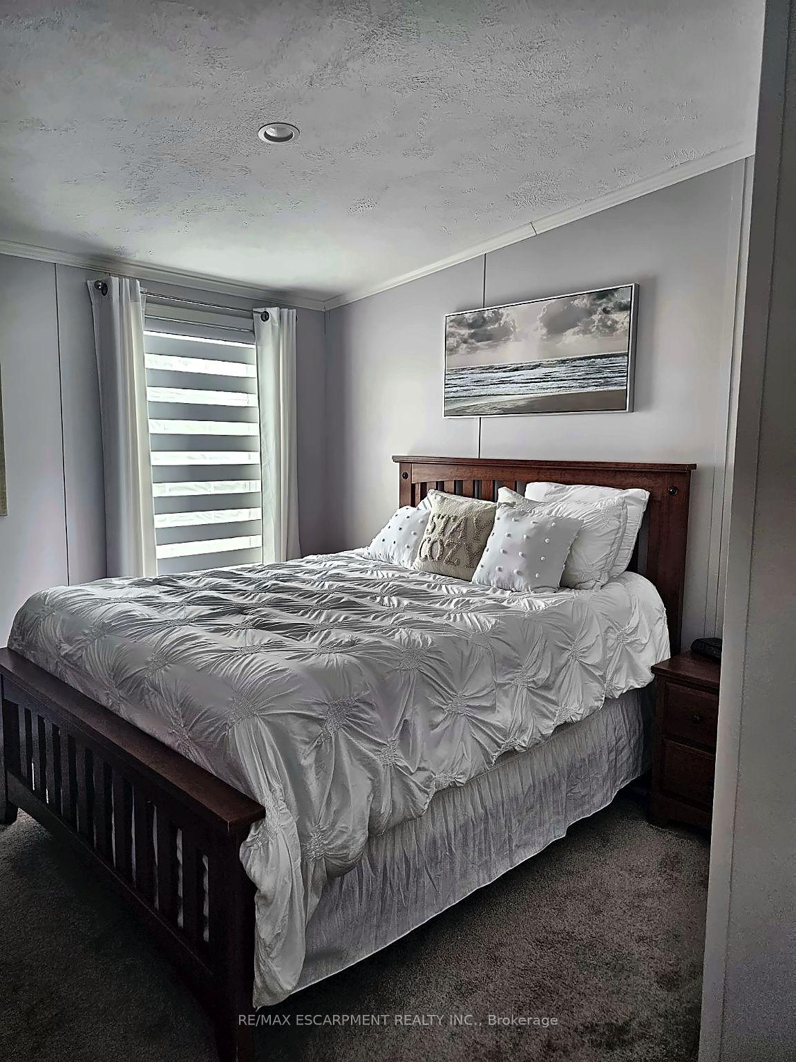 Photo 43 of 13 Hickory Hollow, Haldimand, Nanticoke — HOMEH