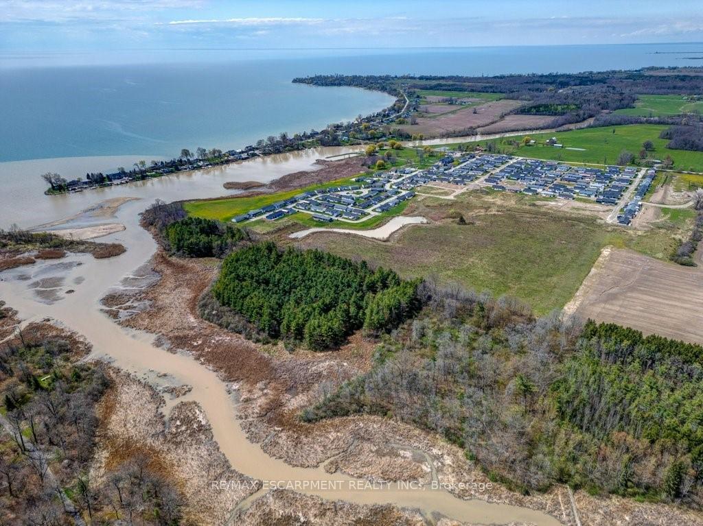 Photo 45 of 13 Hickory Hollow, Haldimand, Nanticoke — HOMEH