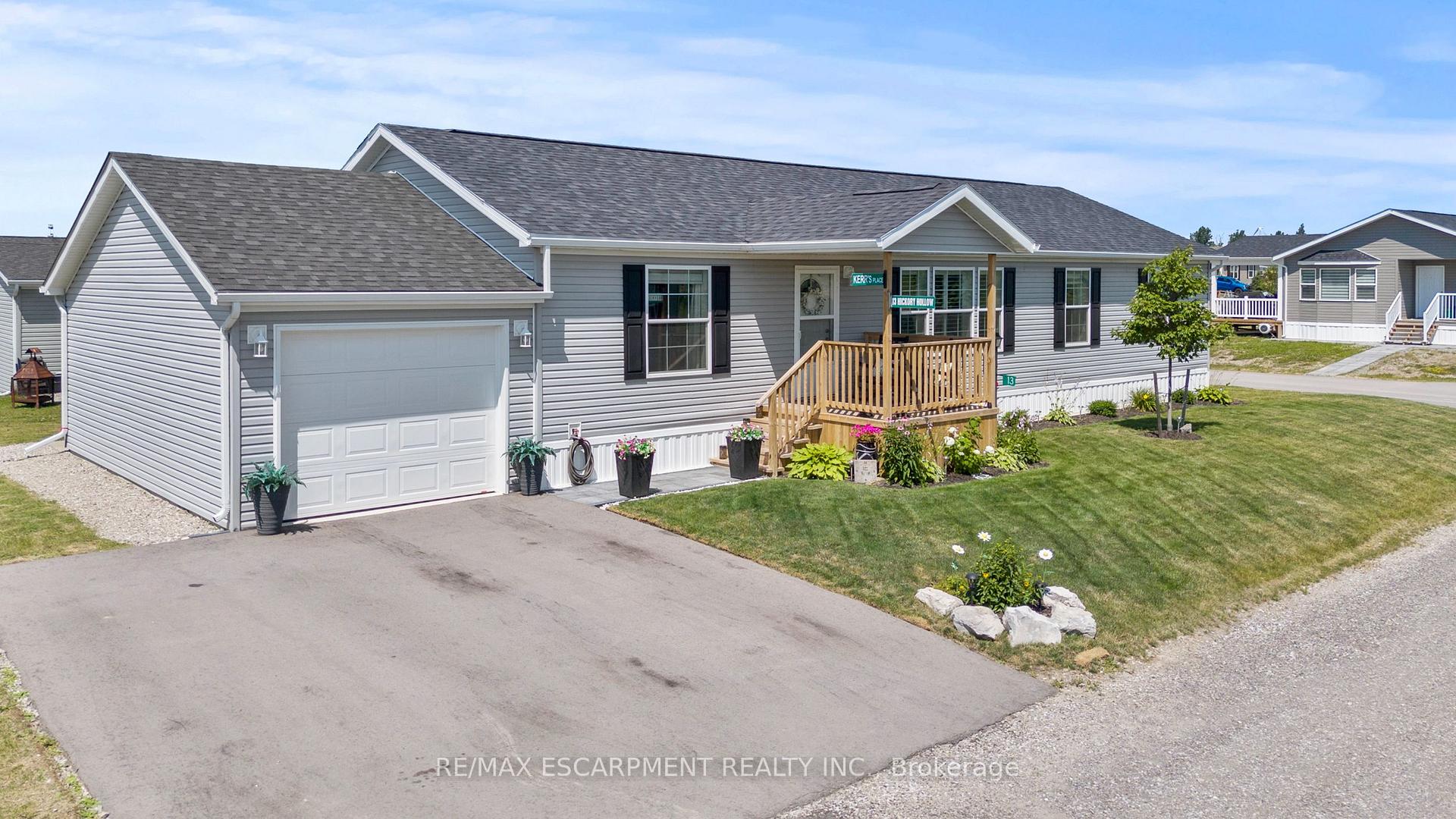 Photo 4 of 13 Hickory Hollow, Haldimand, Nanticoke — HOMEH