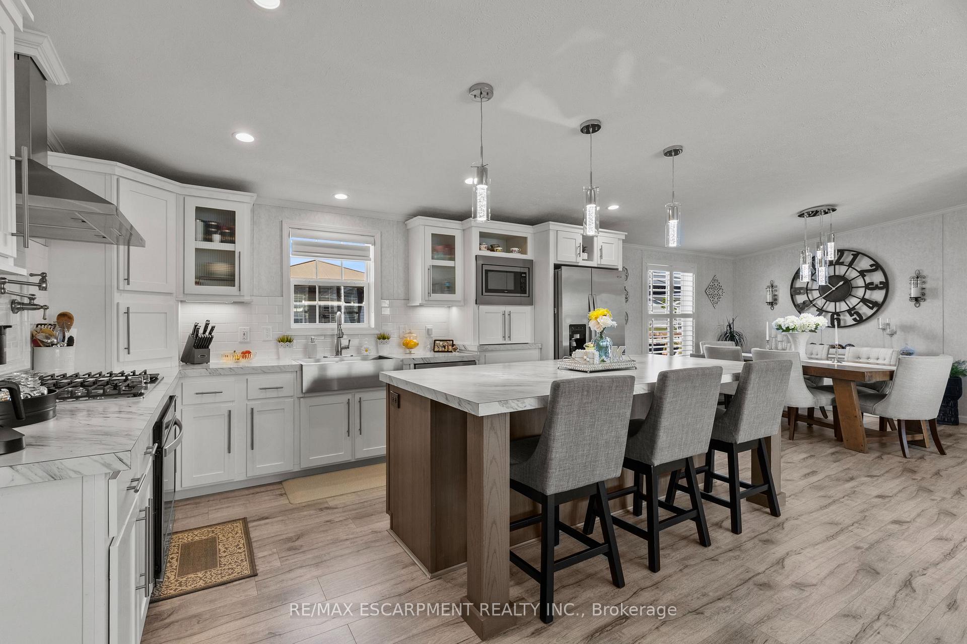 Photo 17 of 13 Hickory Hollow, Haldimand, Nanticoke — HOMEH