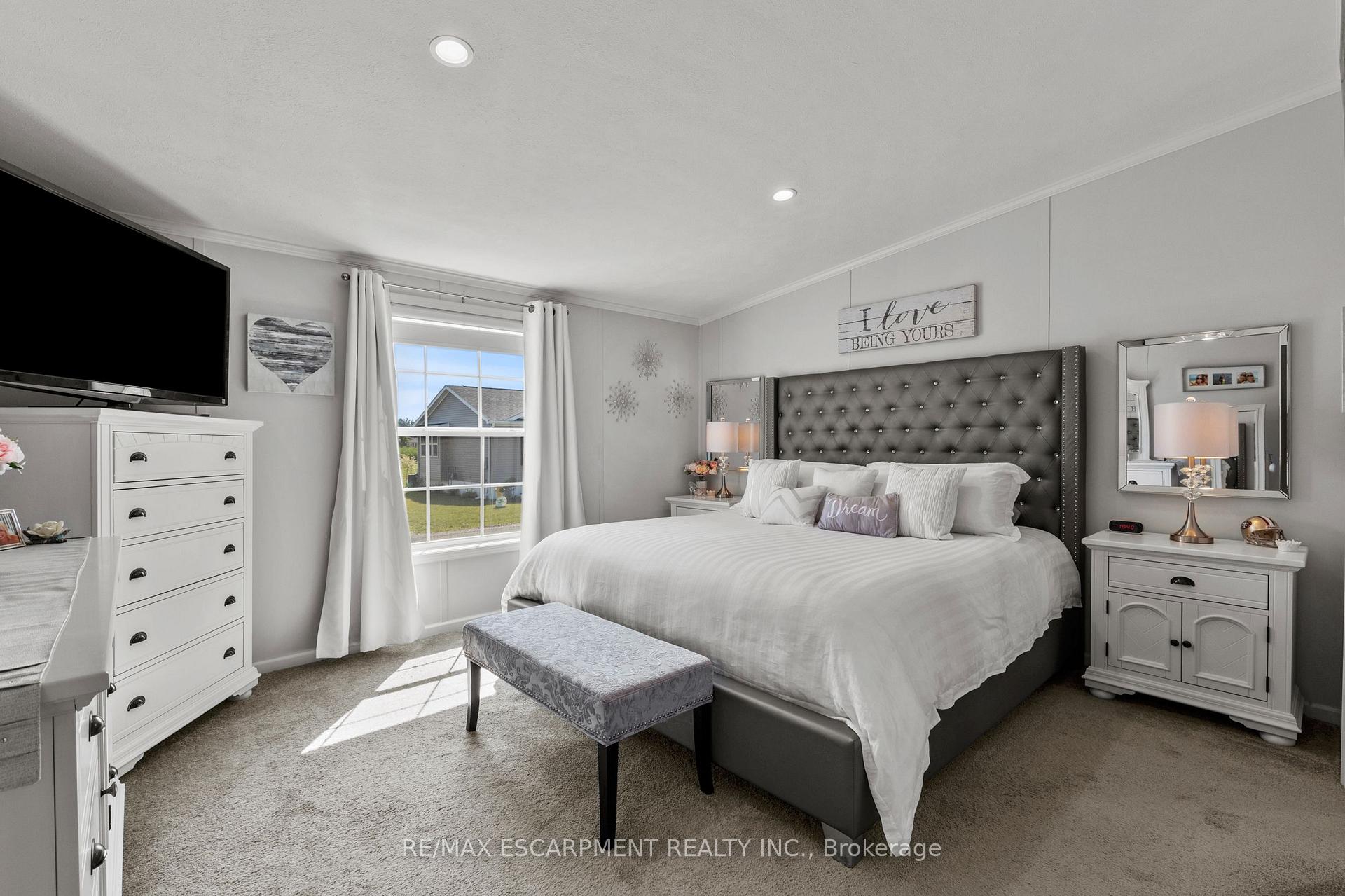 Photo 19 of 13 Hickory Hollow, Haldimand, Nanticoke — HOMEH