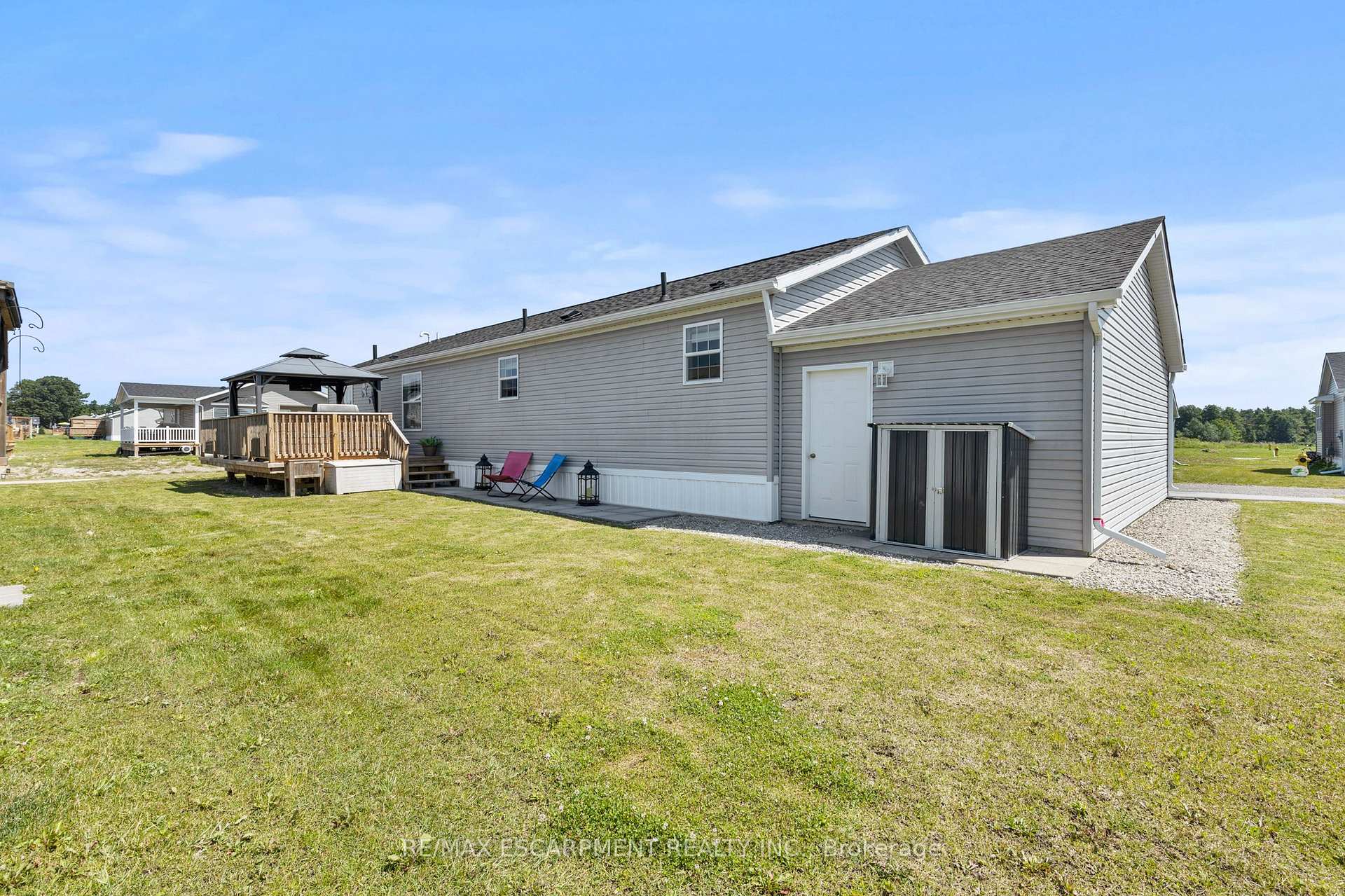 Photo 27 of 13 Hickory Hollow, Haldimand, Nanticoke — HOMEH