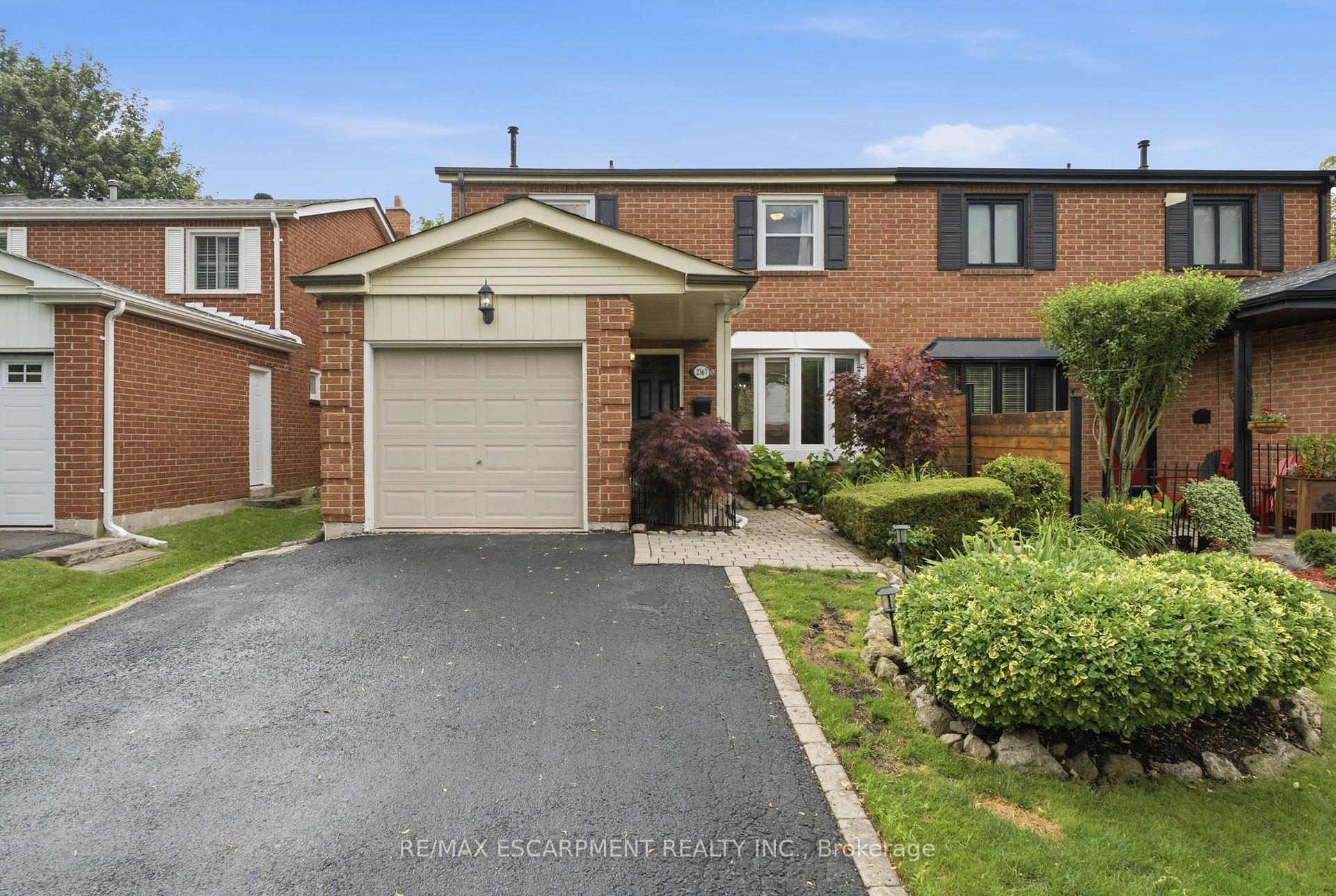 Photo 1 of 2367 Montgomery Drive, Burlington, Brant Hills — HOMEH