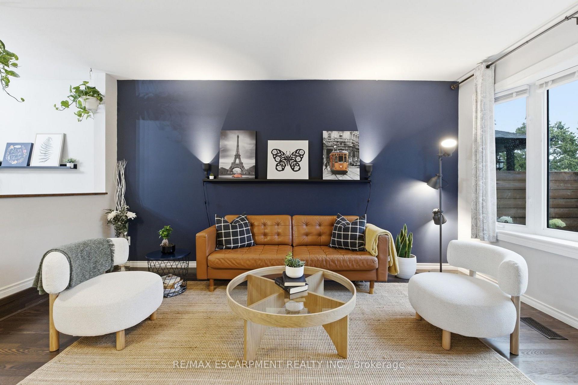 Photo 6 of 2367 Montgomery Drive, Burlington, Brant Hills — HOMEH