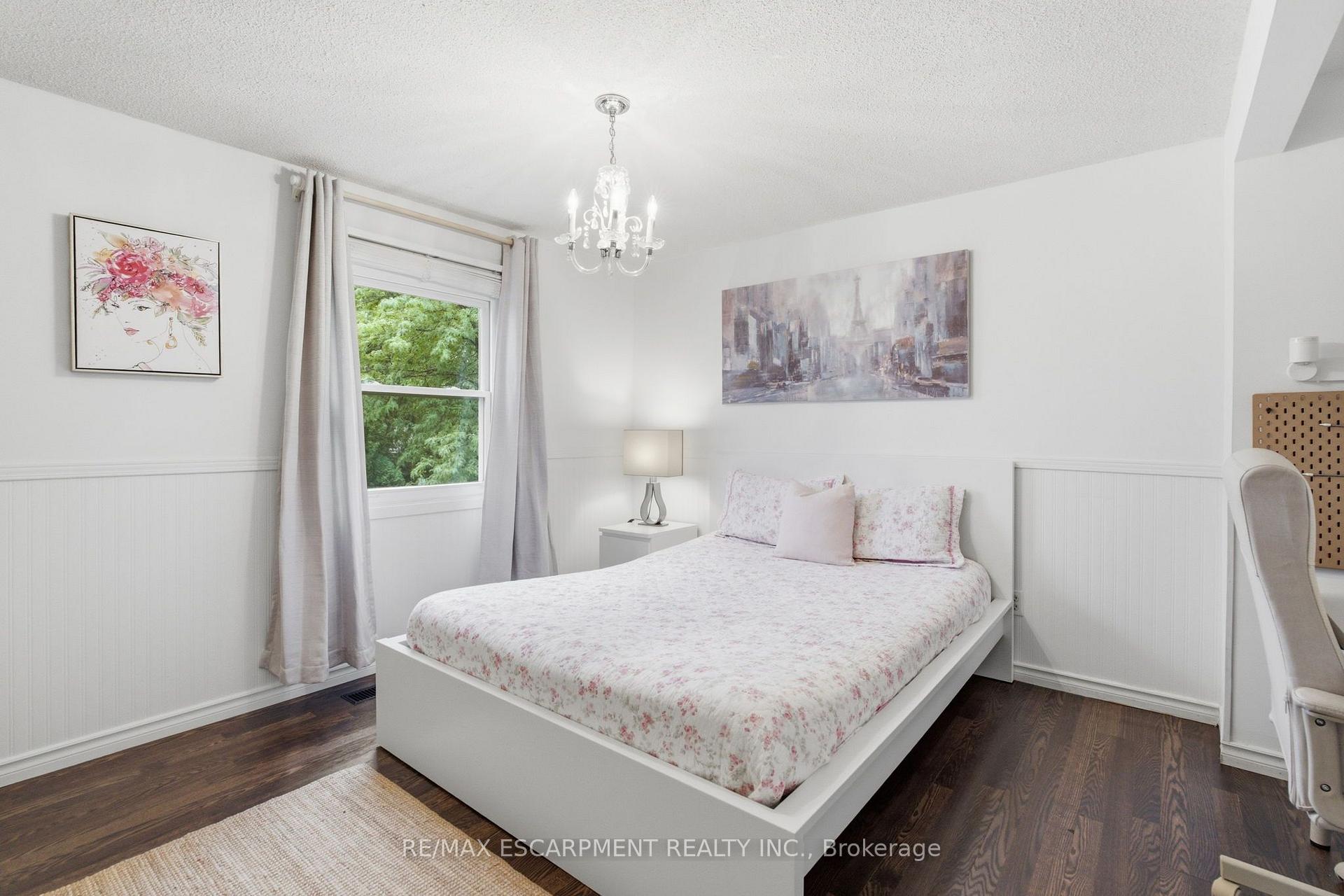Photo 23 of 2367 Montgomery Drive, Burlington, Brant Hills — HOMEH