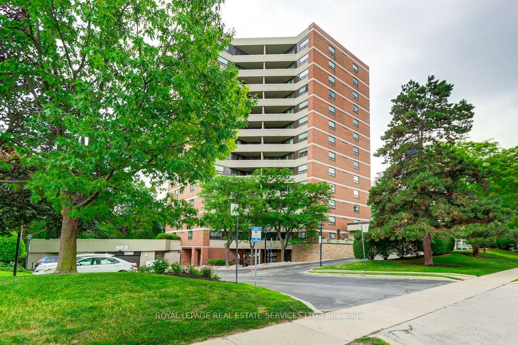 Front of Unit 208, 95 La Rose Avenue
