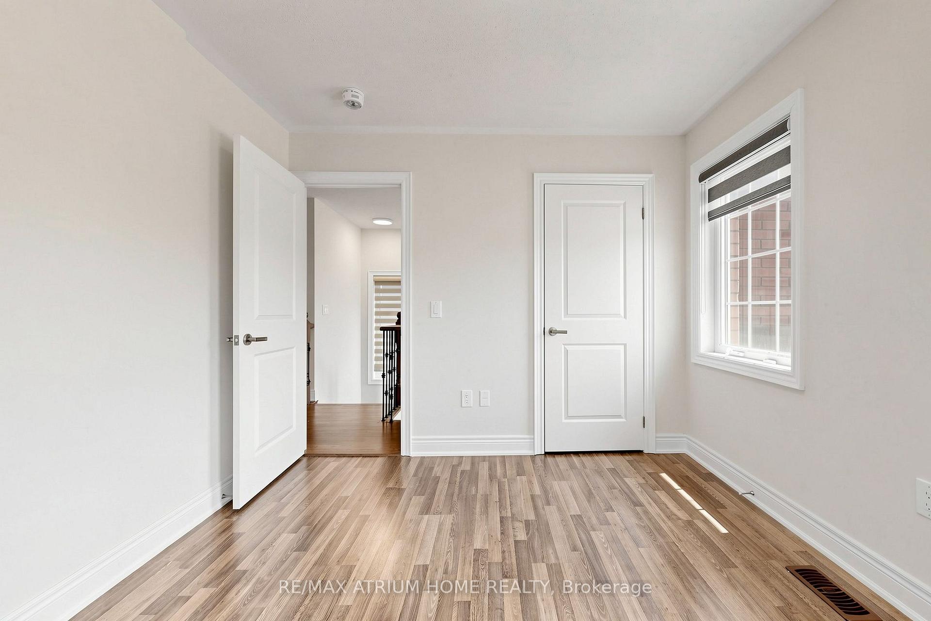 Photo 14 of 22 Mondial Crescent, East Gwillimbury, Queensville — HOMEH