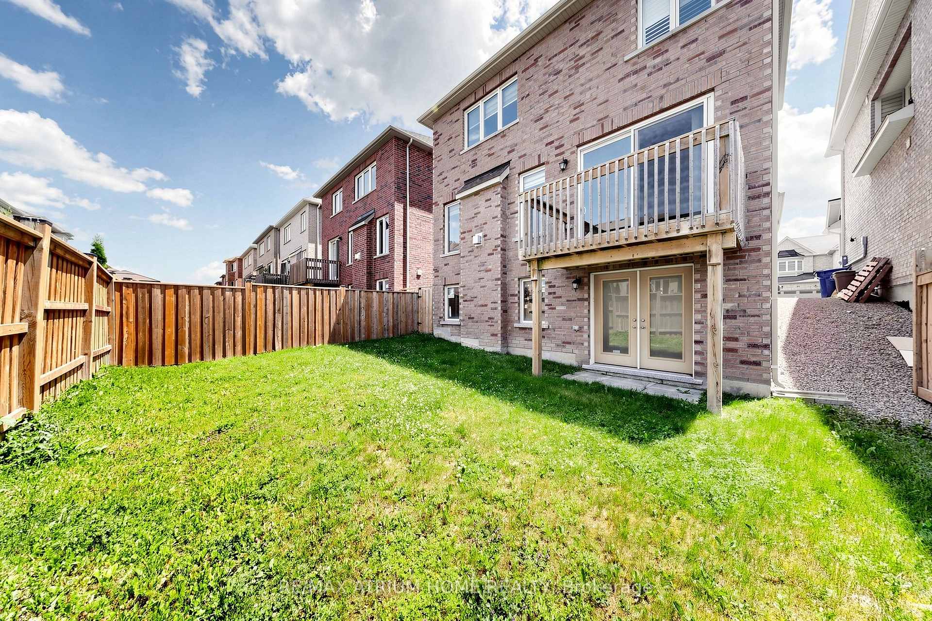 Photo 22 of 22 Mondial Crescent, East Gwillimbury, Queensville — HOMEH