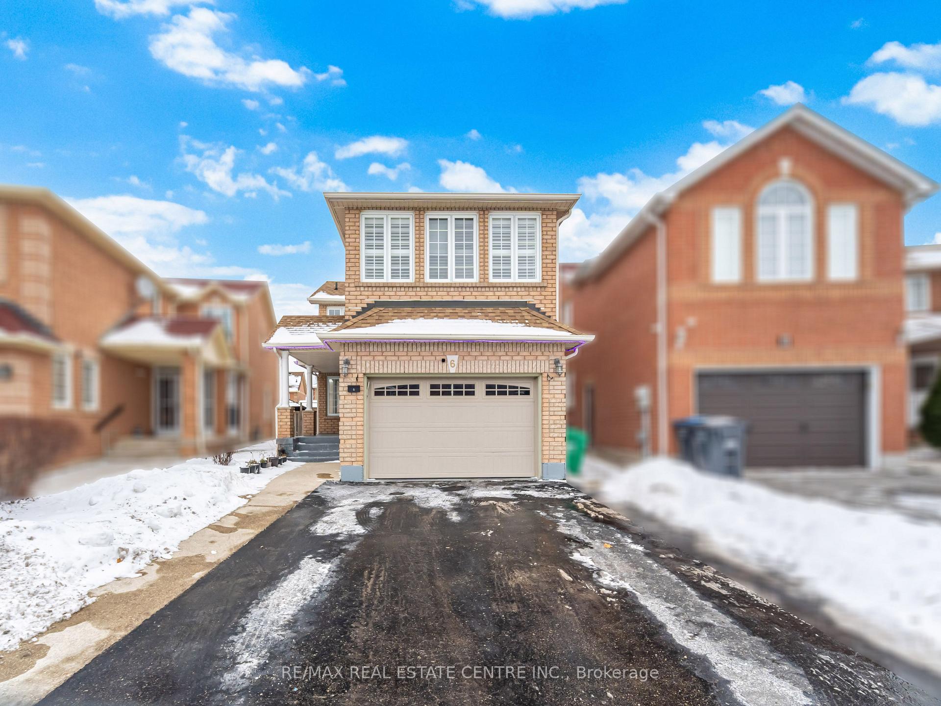 Photo 2 of 6 Mannel Crescent, Brampton, Fletcher's West — HOMEH