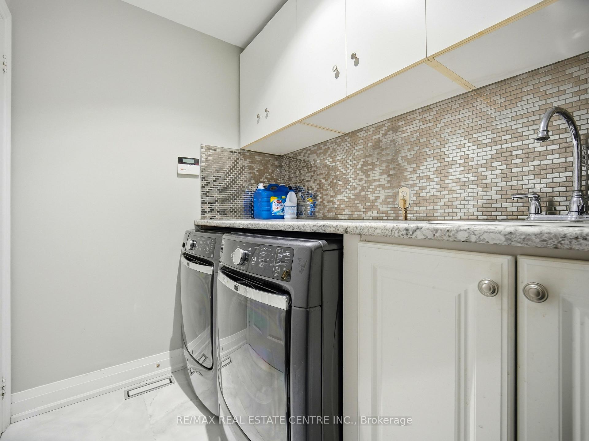 Photo 19 of 6 Mannel Crescent, Brampton, Fletcher's West — HOMEH