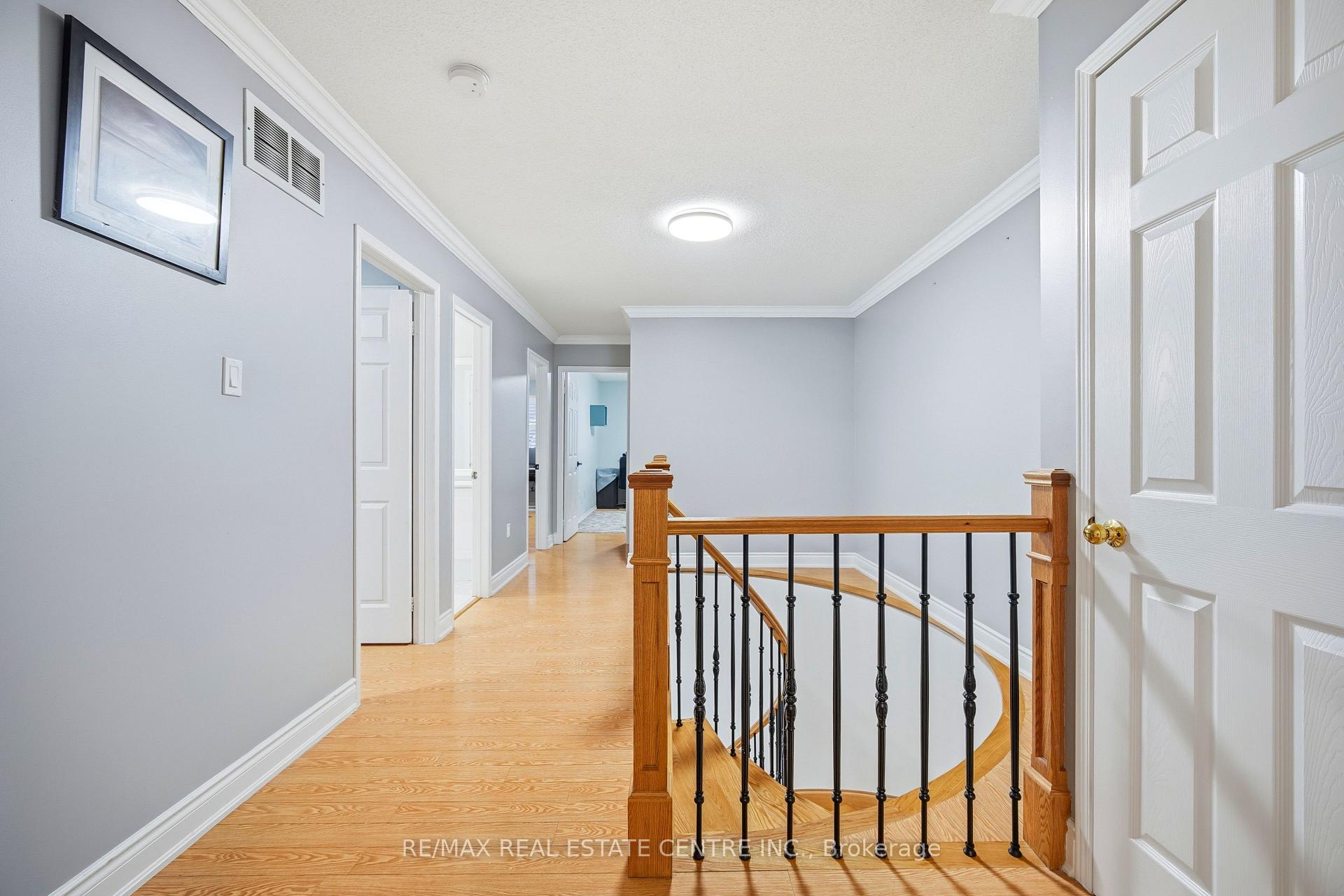 Photo 21 of 6 Mannel Crescent, Brampton, Fletcher's West — HOMEH