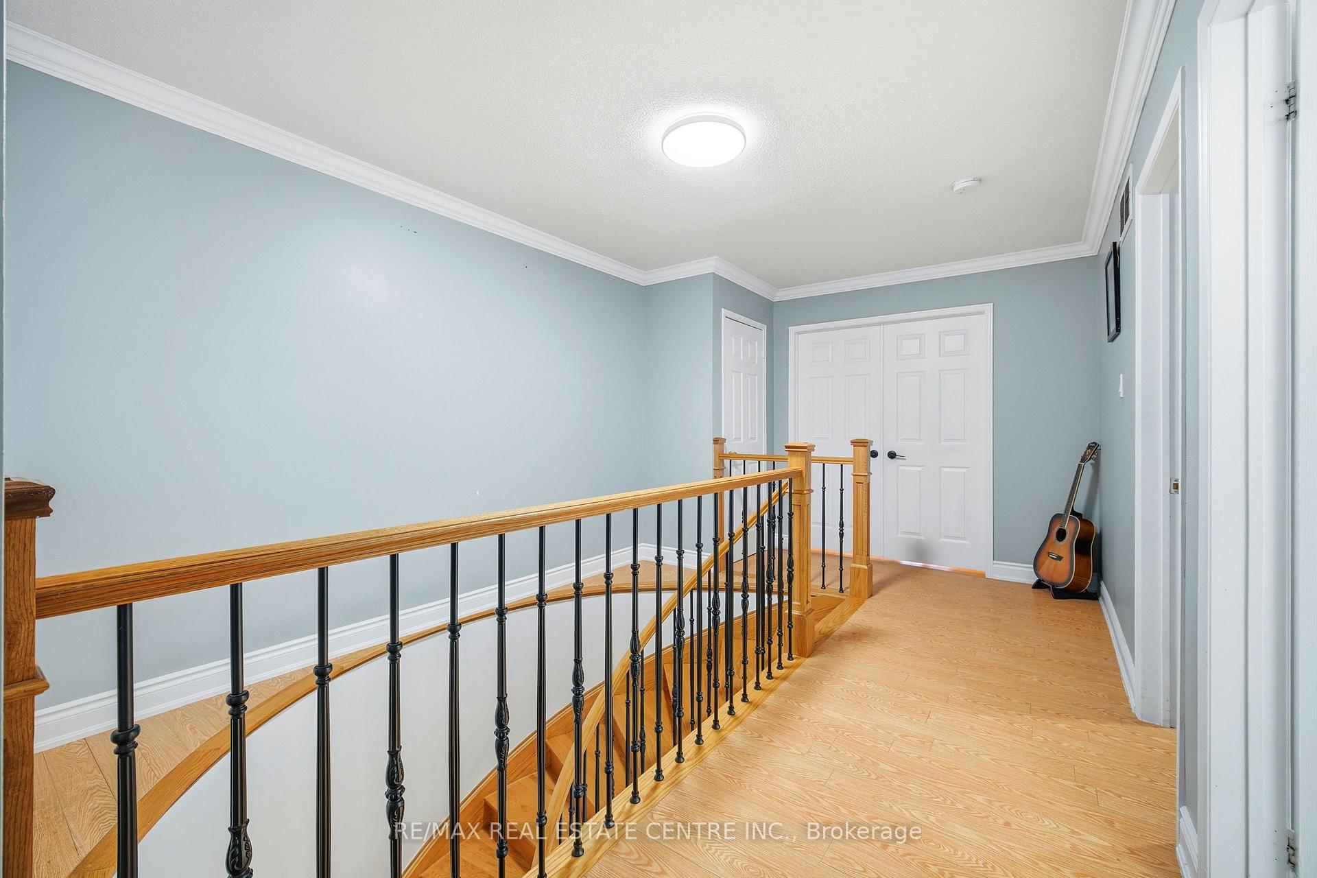 Photo 22 of 6 Mannel Crescent, Brampton, Fletcher's West — HOMEH