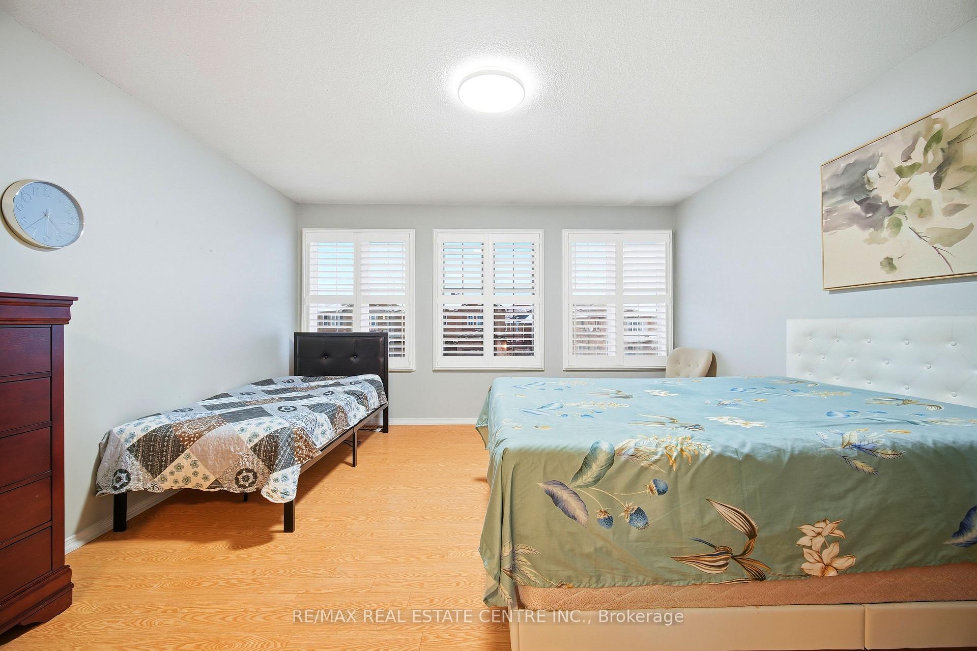 Photo 23 of 6 Mannel Crescent, Brampton, Fletcher's West — HOMEH